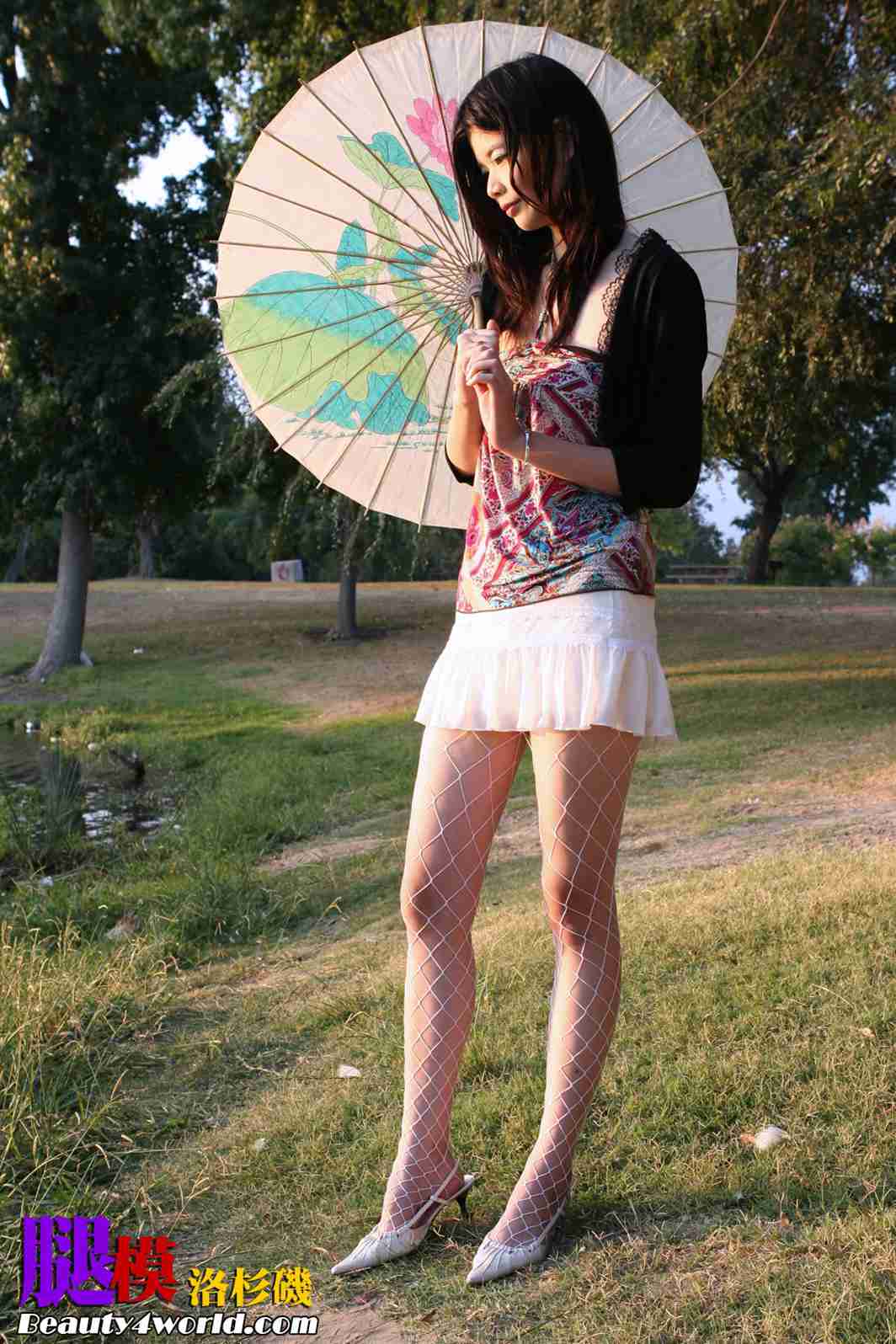 [BeautyLeg] No.035 Arina 在现浏览第10张