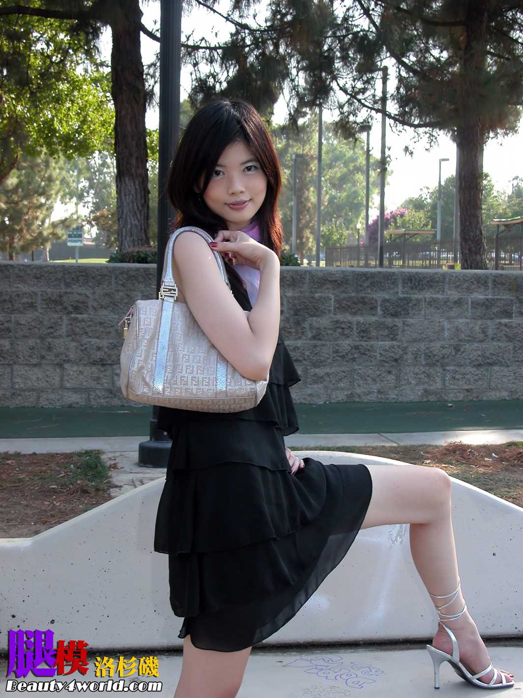 [BeautyLeg] No.035 Arina 在现浏览第9张