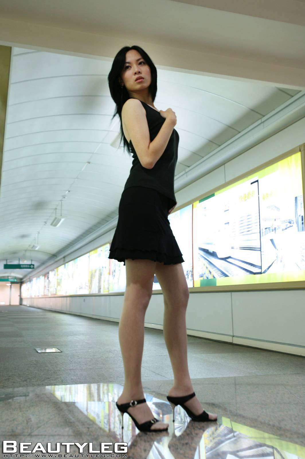 [BeautyLeg] No.048 孟瑶 在现浏览第17张