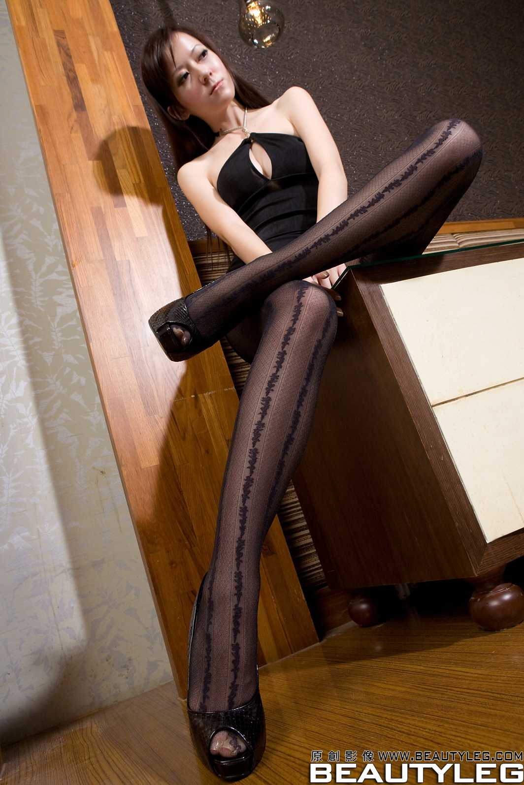 [BeautyLeg] No.391 Jennifer 在现浏览第3张