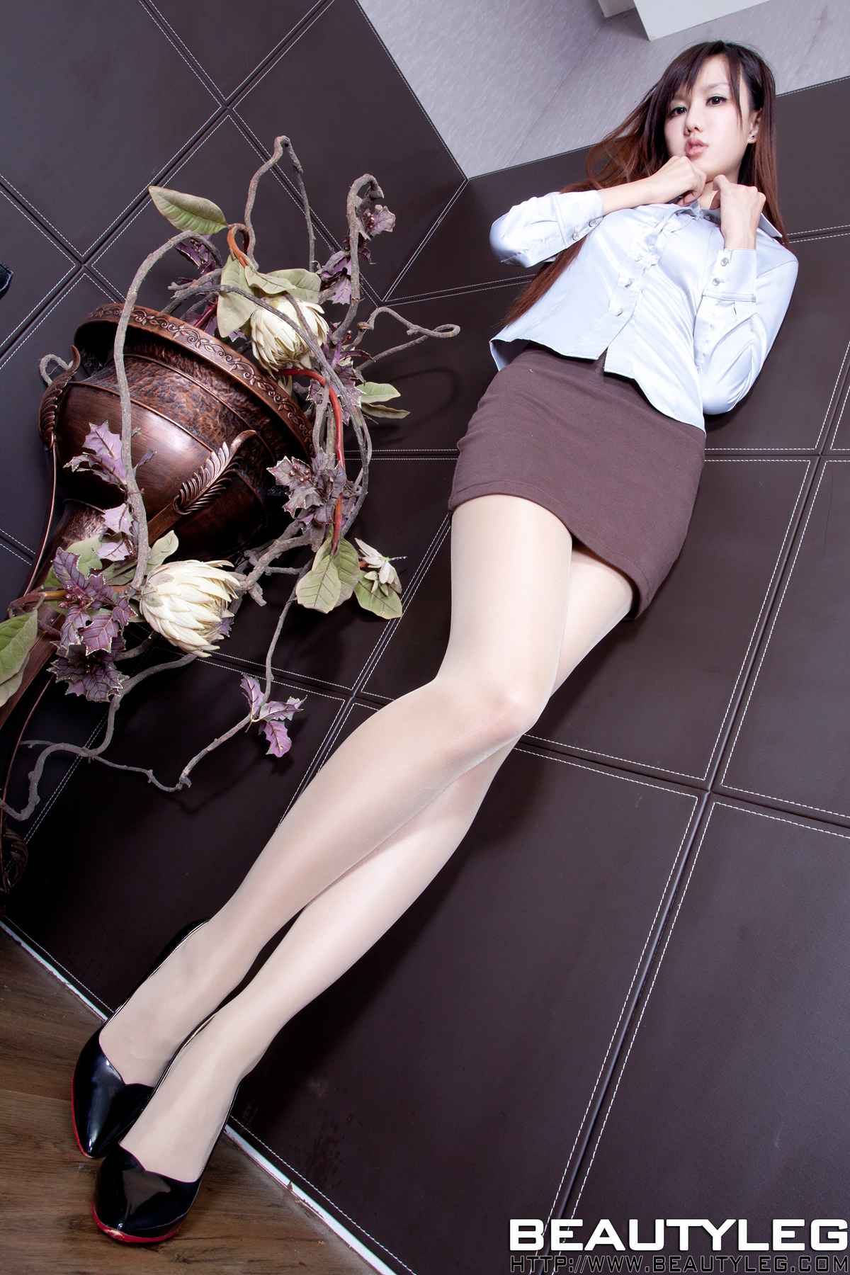 [BeautyLeg] No.546 Sara 在现浏览第12张