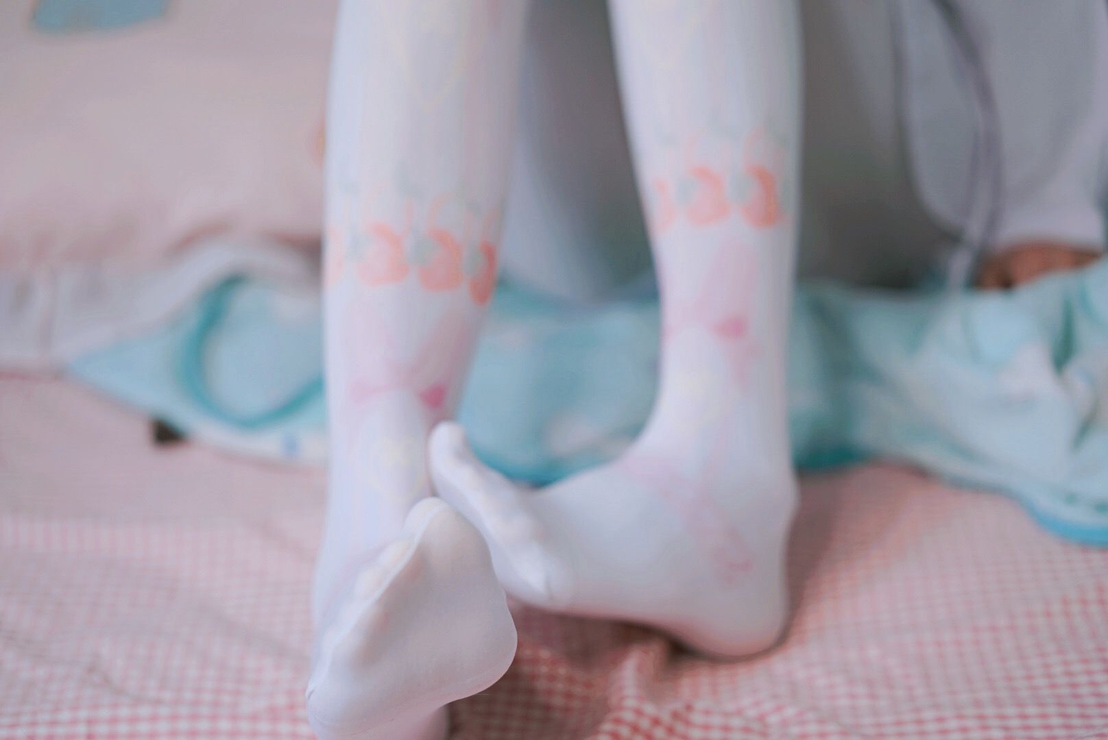 [网红COSER写真] 萌妹子眼酱大魔王w - 踩玩偶第1张