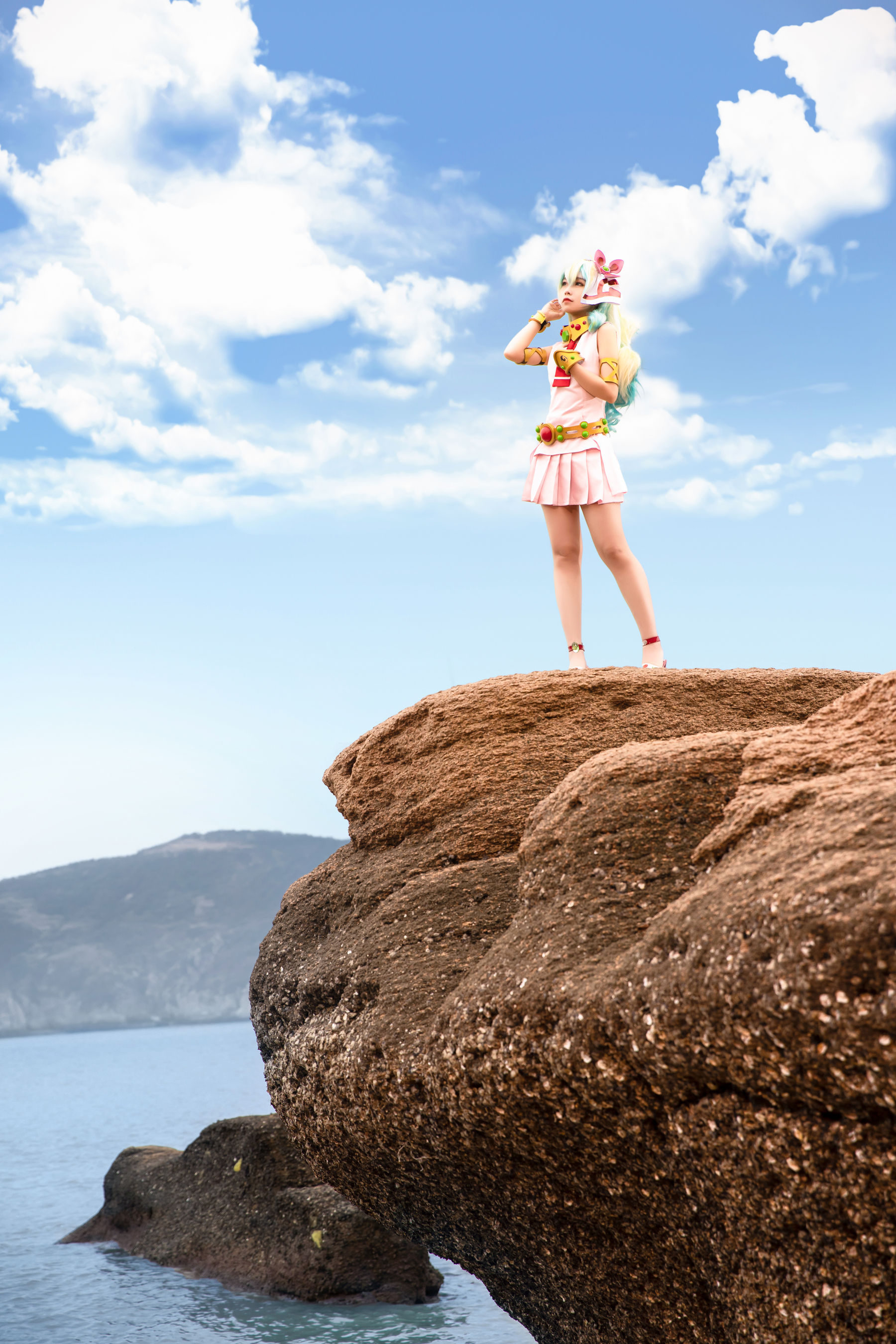 [网红COSER写真] 动漫博主G44不会受伤 - 尼娅第9张