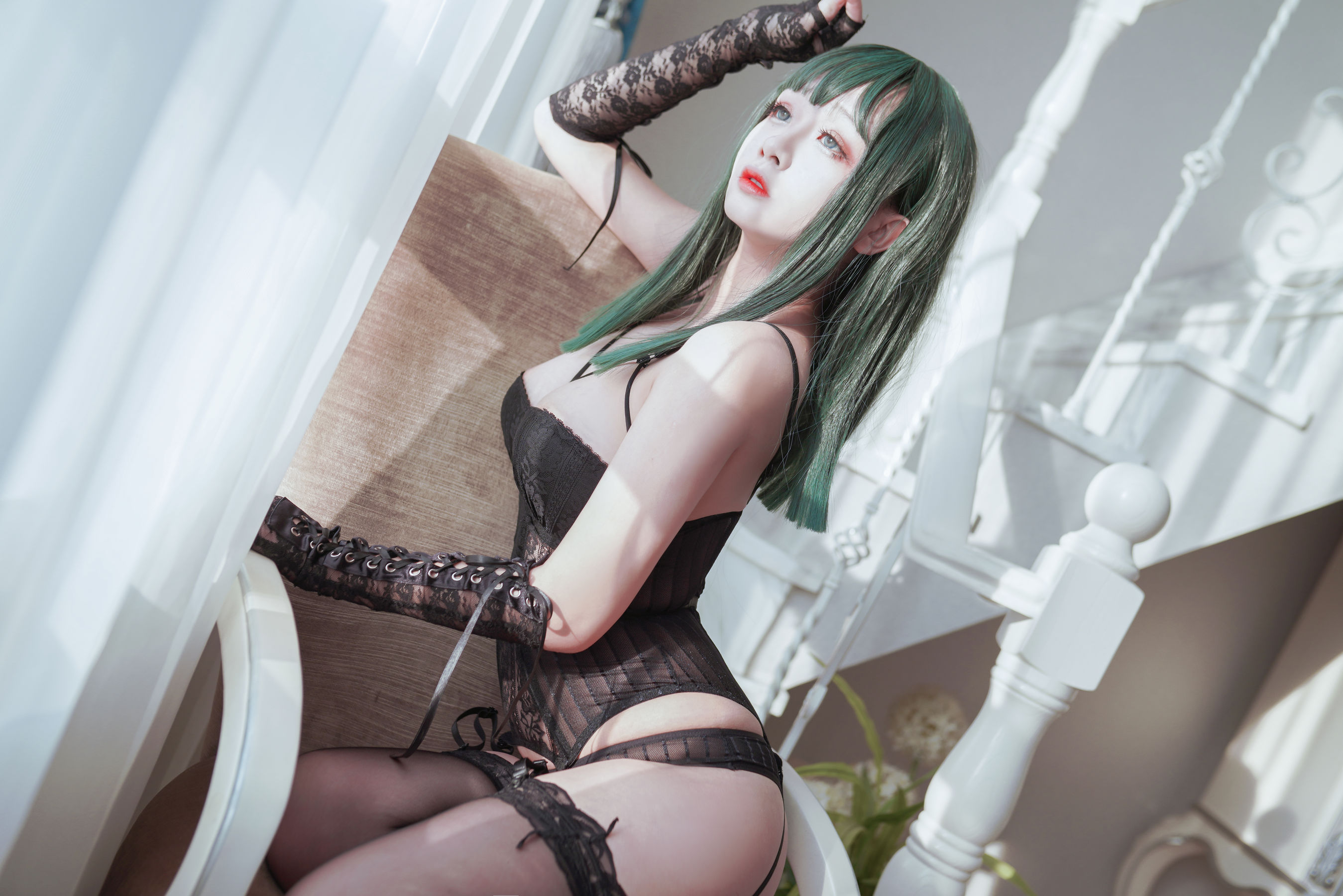 [COS福利] Cosplay日奈娇 - 黑丝紧束第4张