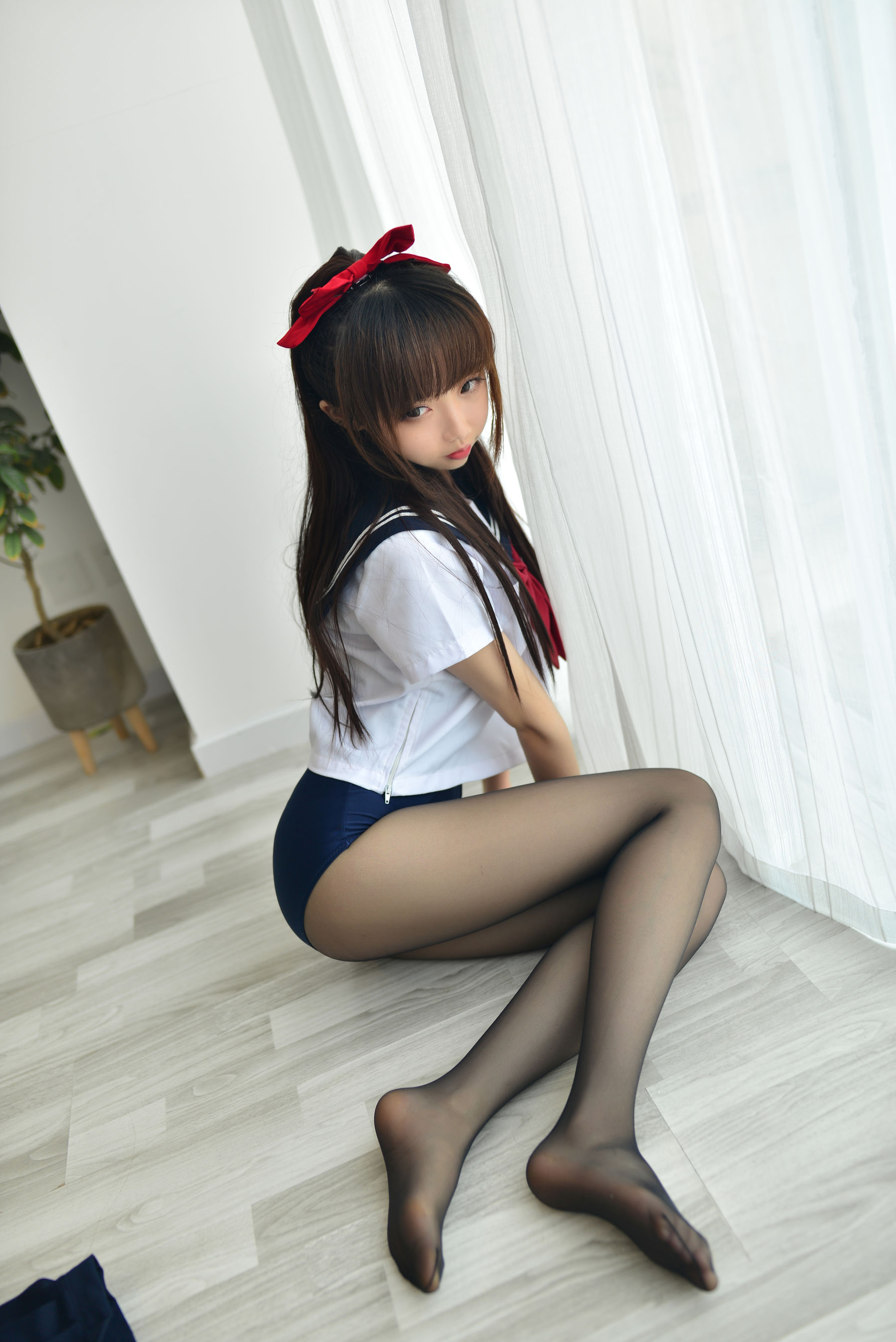 [COS福利] Cos小姐姐雪琪 - 黑丝JK死库水第7张