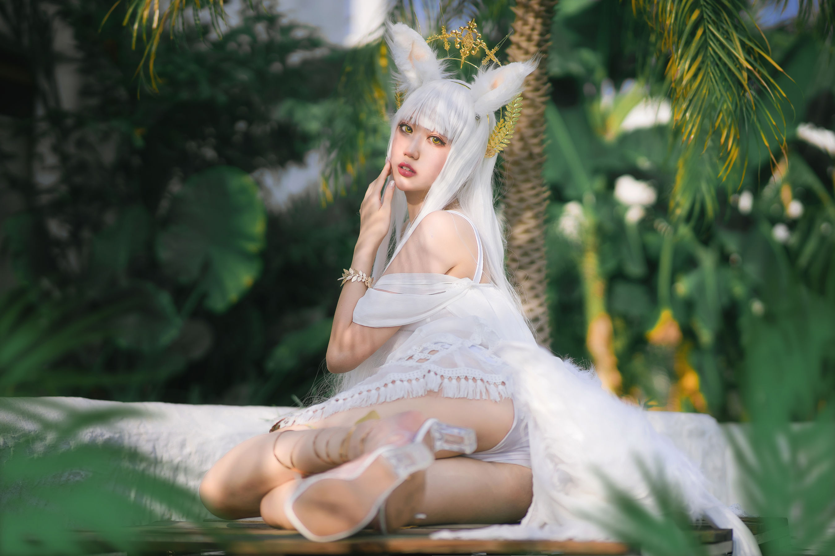 [COS福利] 周叽是可爱兔兔 - 白金泳装第7张