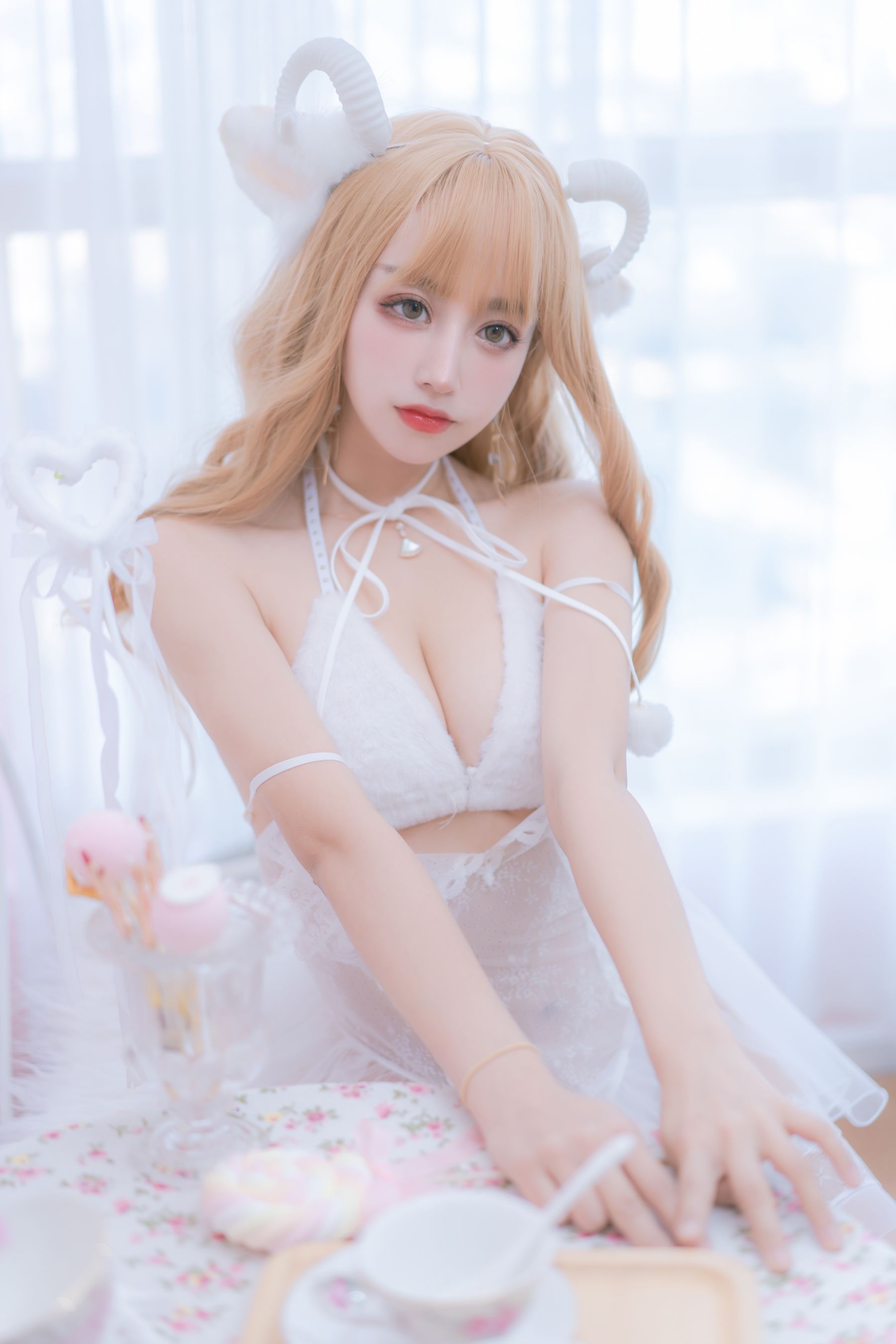[福利COS] 斗鱼米线线sama写真 - 小羊咩生日限定第13张