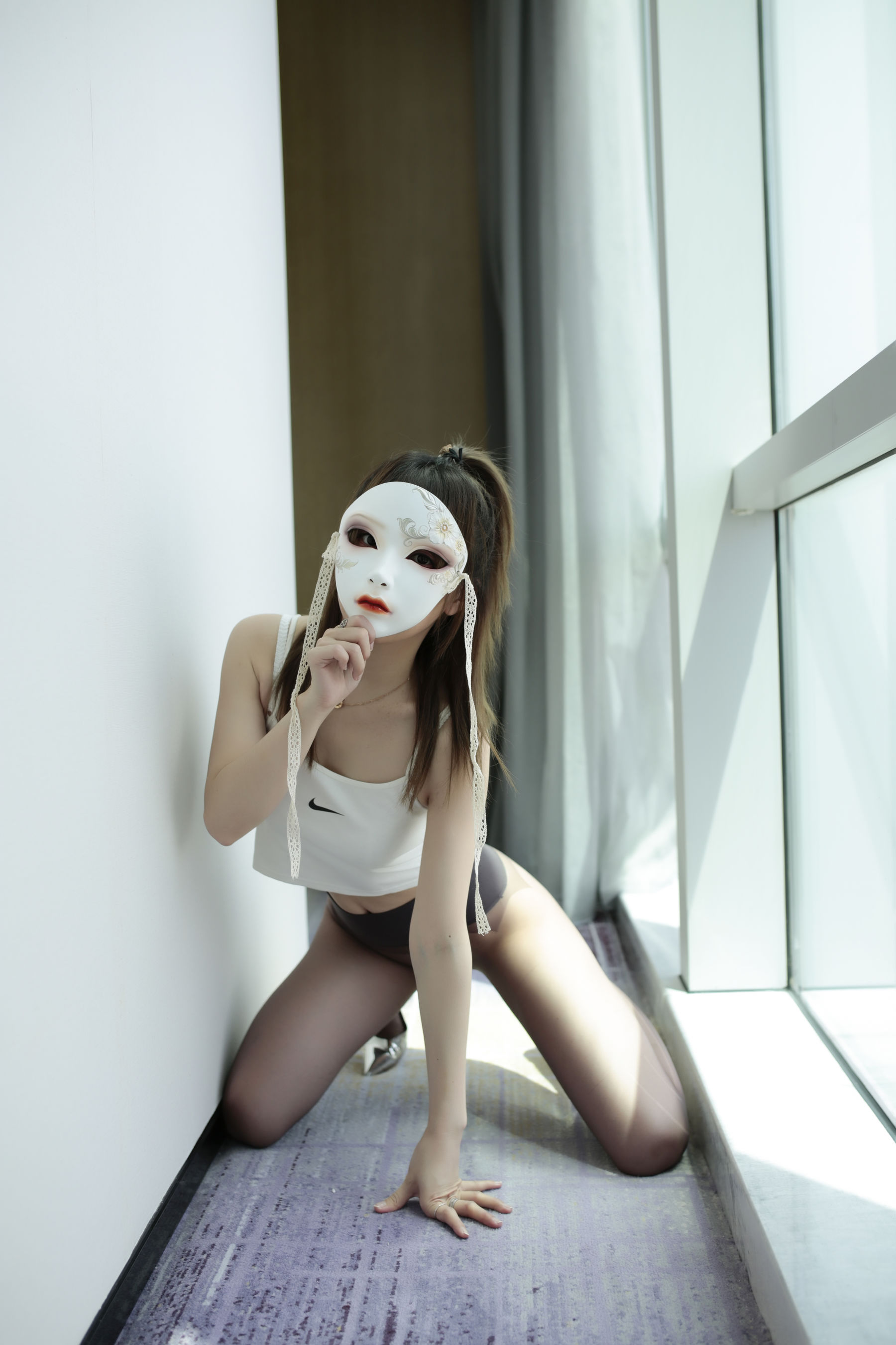 [福利COS] 斗鱼主播小女巫露娜 - 牛仔小裤裤第27张