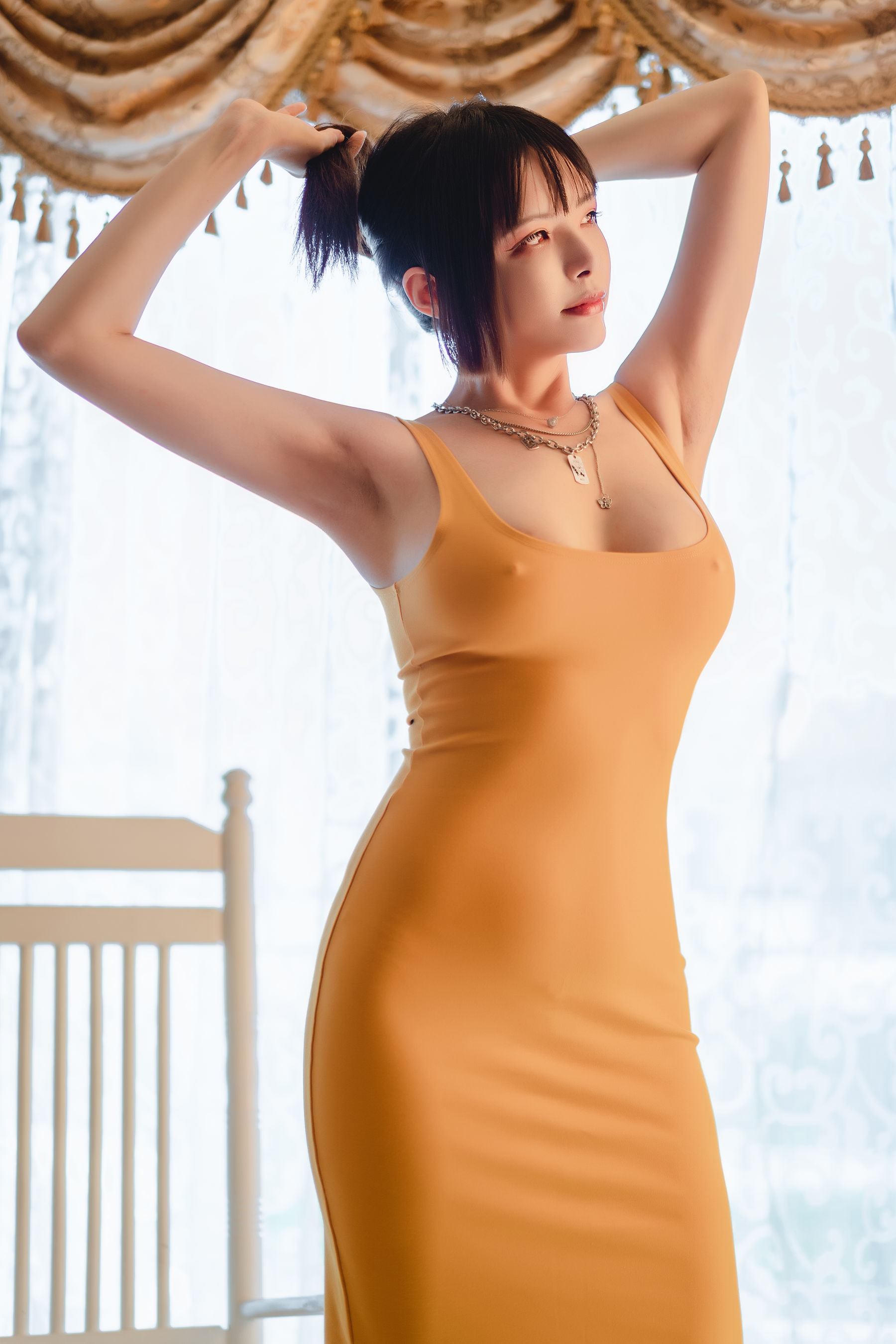 [福利COS] 秋和柯基(夏小秋秋秋) - 黄色连衣裙第10张