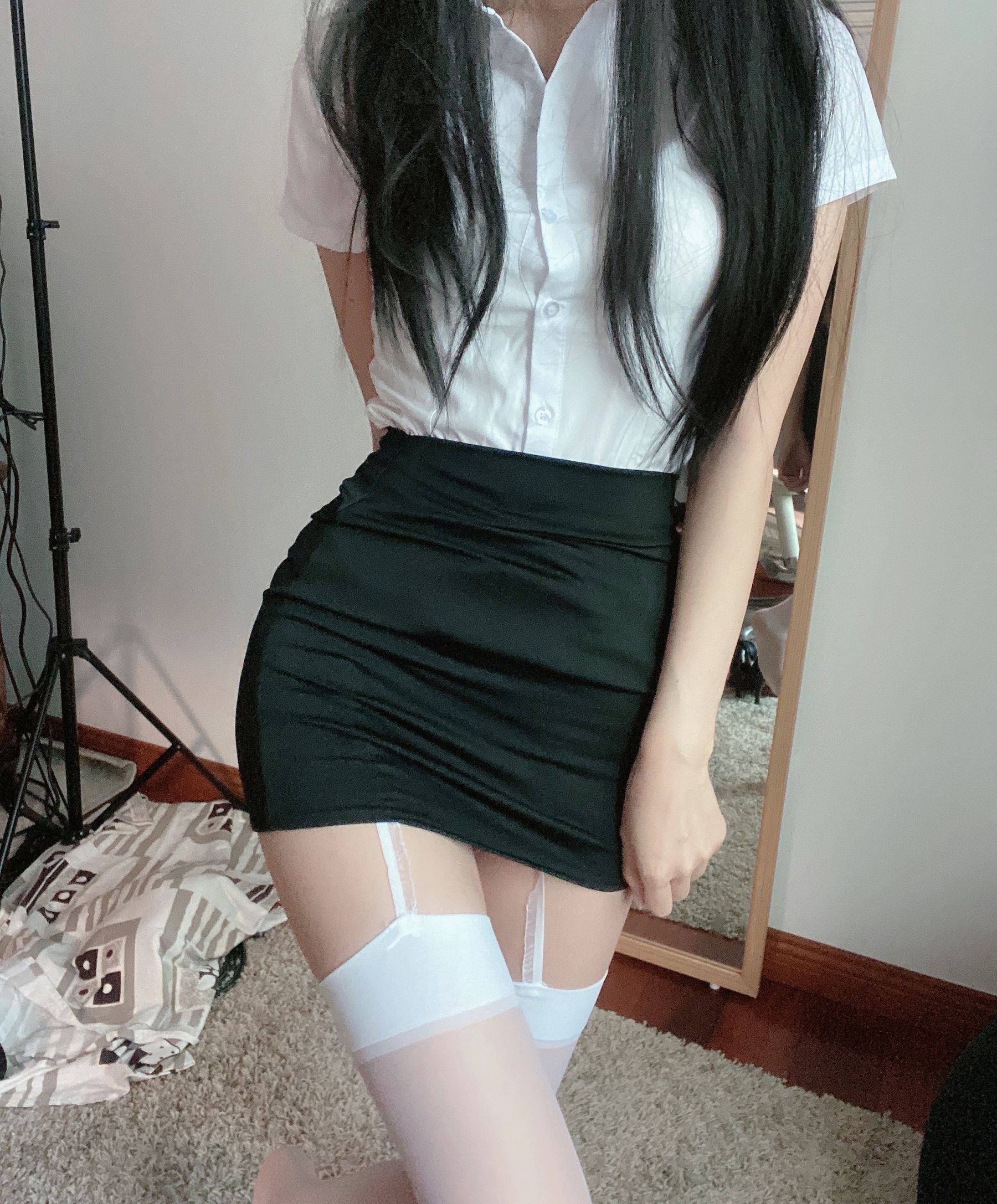 [福利COS] 51酱 - OL衬衣第1张