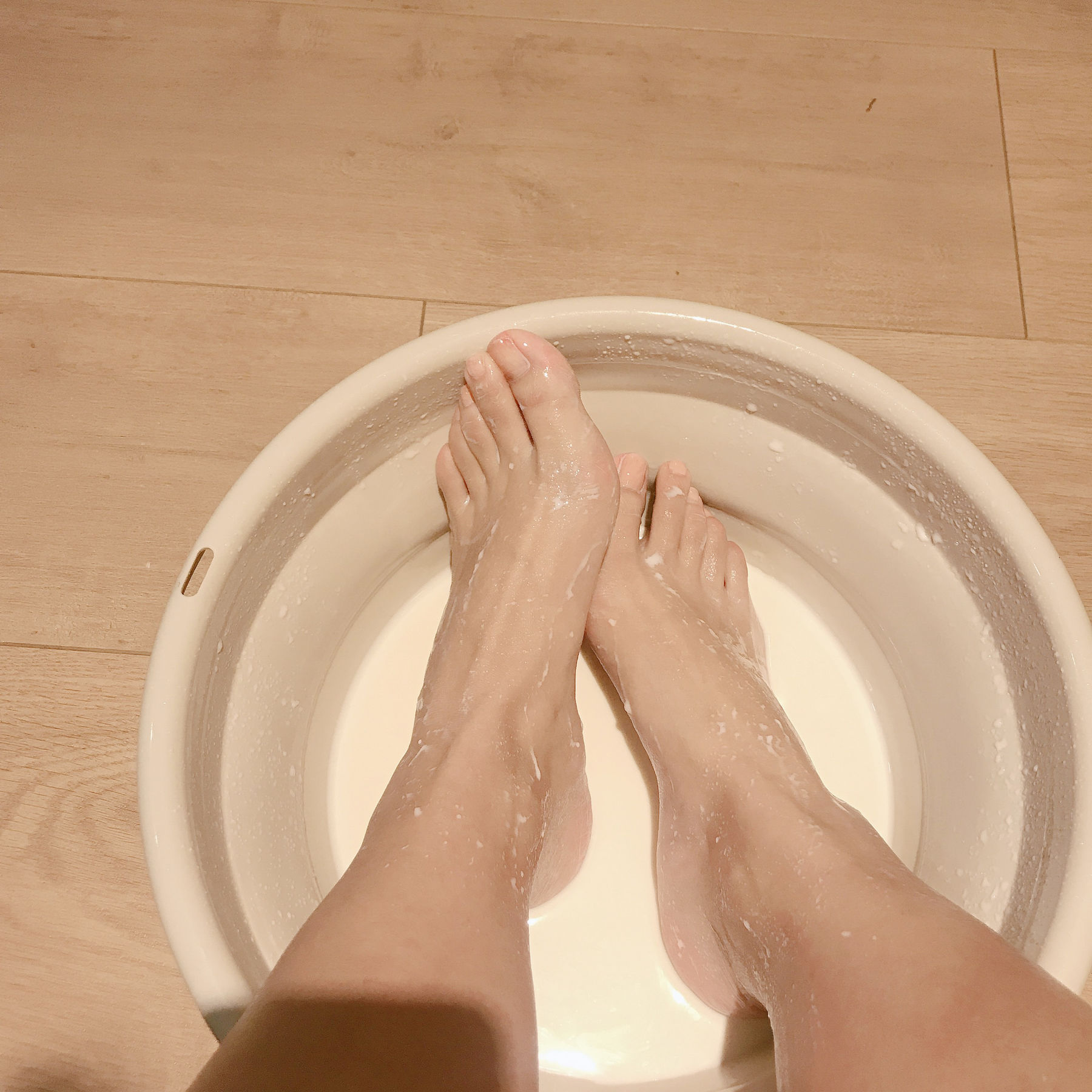 [福利COS] 安乔乔儿(Nia乔乔) No.001 牛奶洗脚第14张