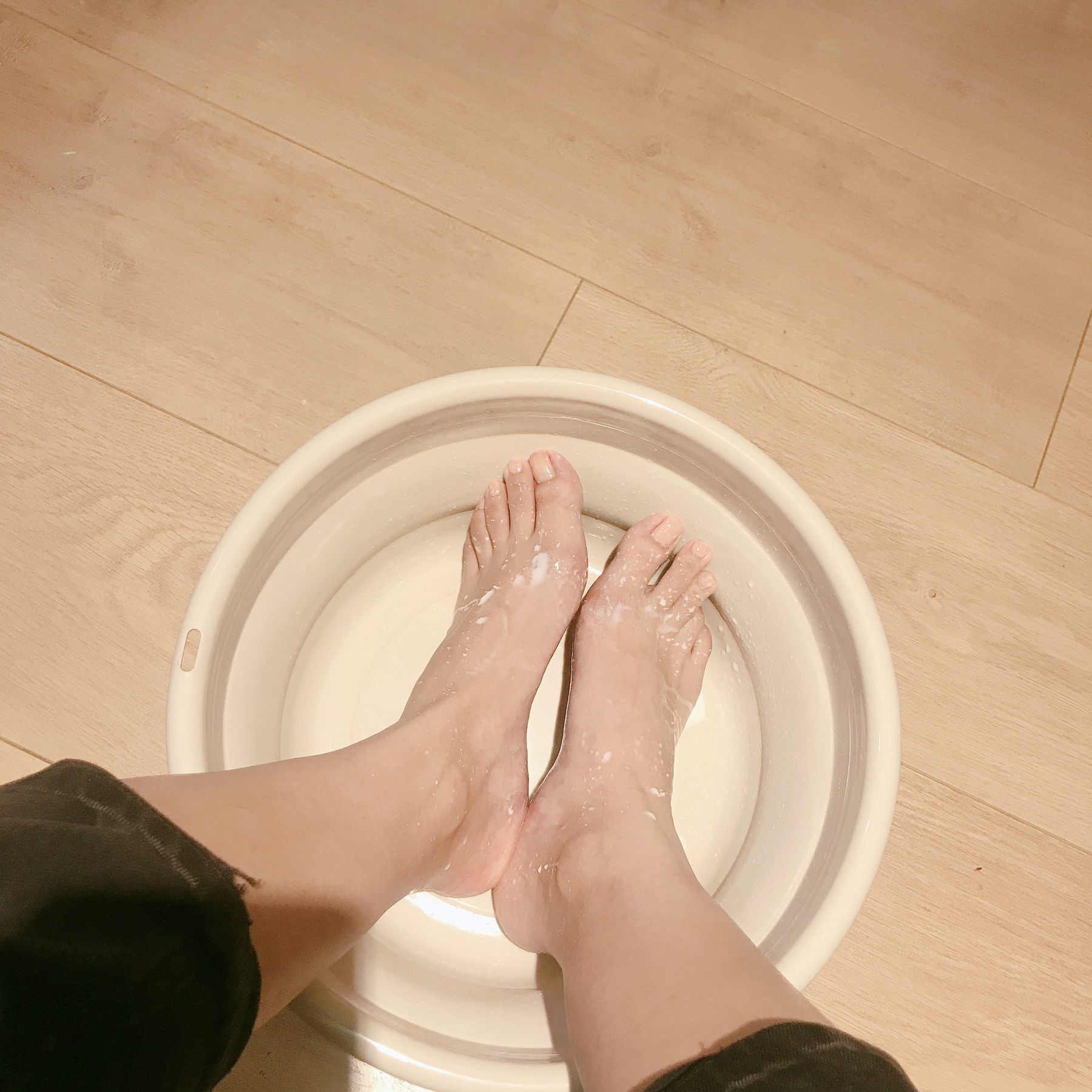 [福利COS] 安乔乔儿(Nia乔乔) No.001 牛奶洗脚第7张