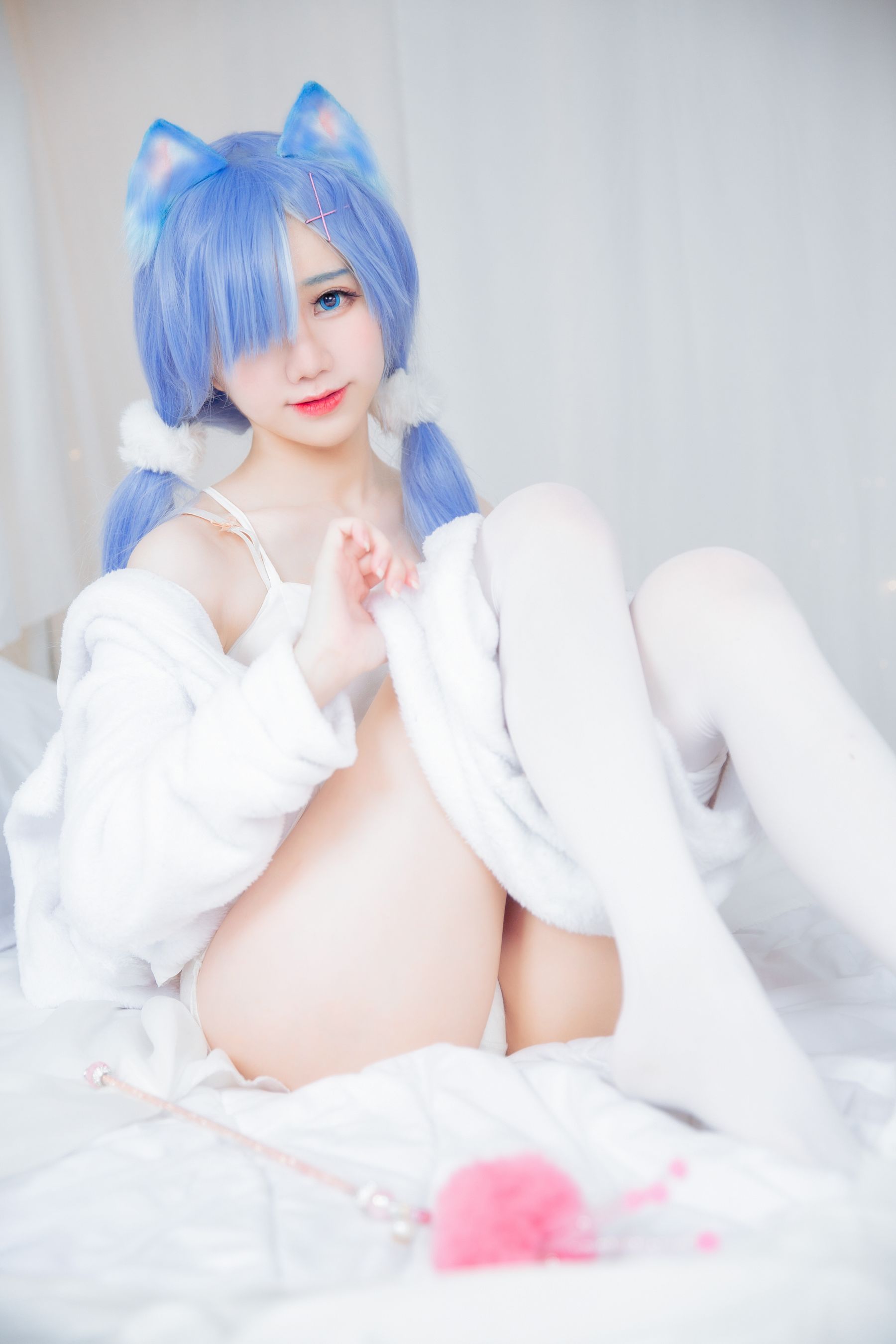 [网红COS] Sally Dorasnow - Rem White Kitty第13张