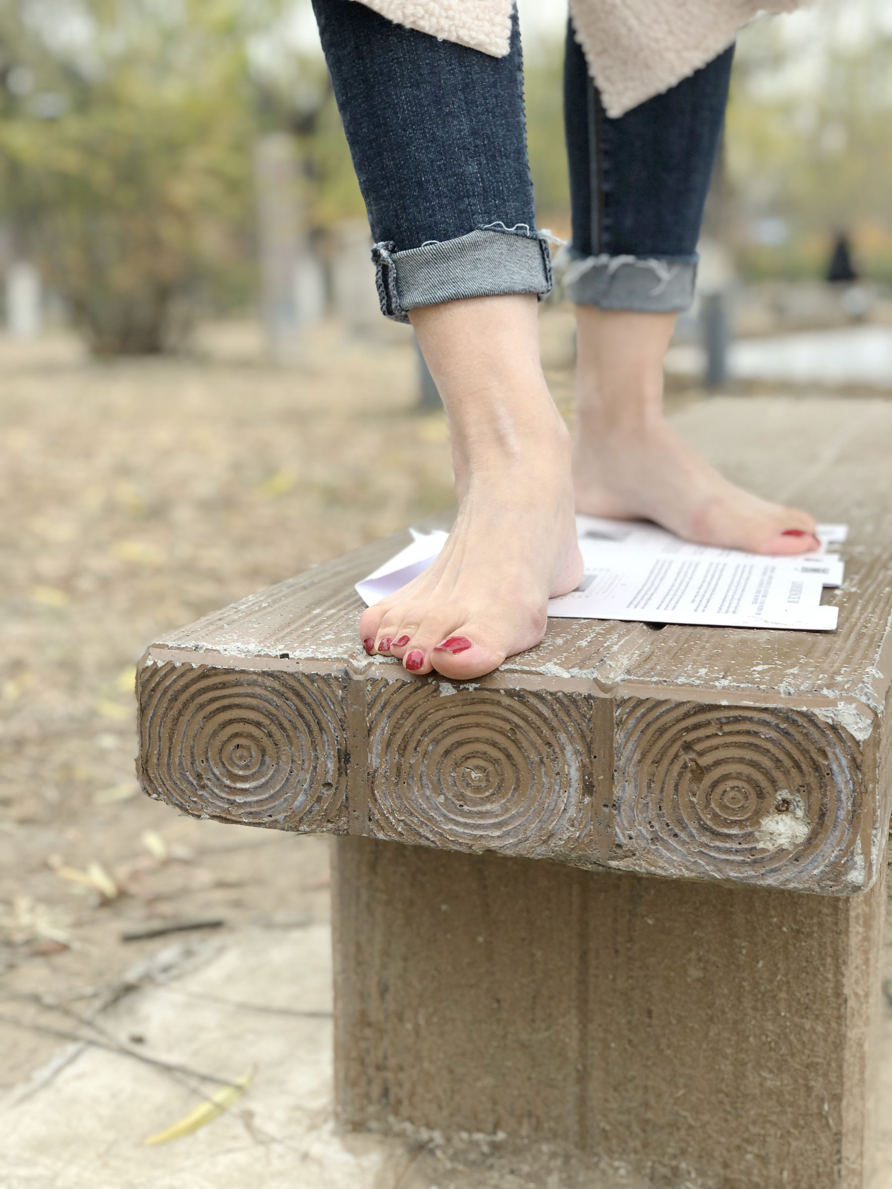 [福利COS] 安乔乔儿(Nia乔乔) No.010 红甲裸足第9张