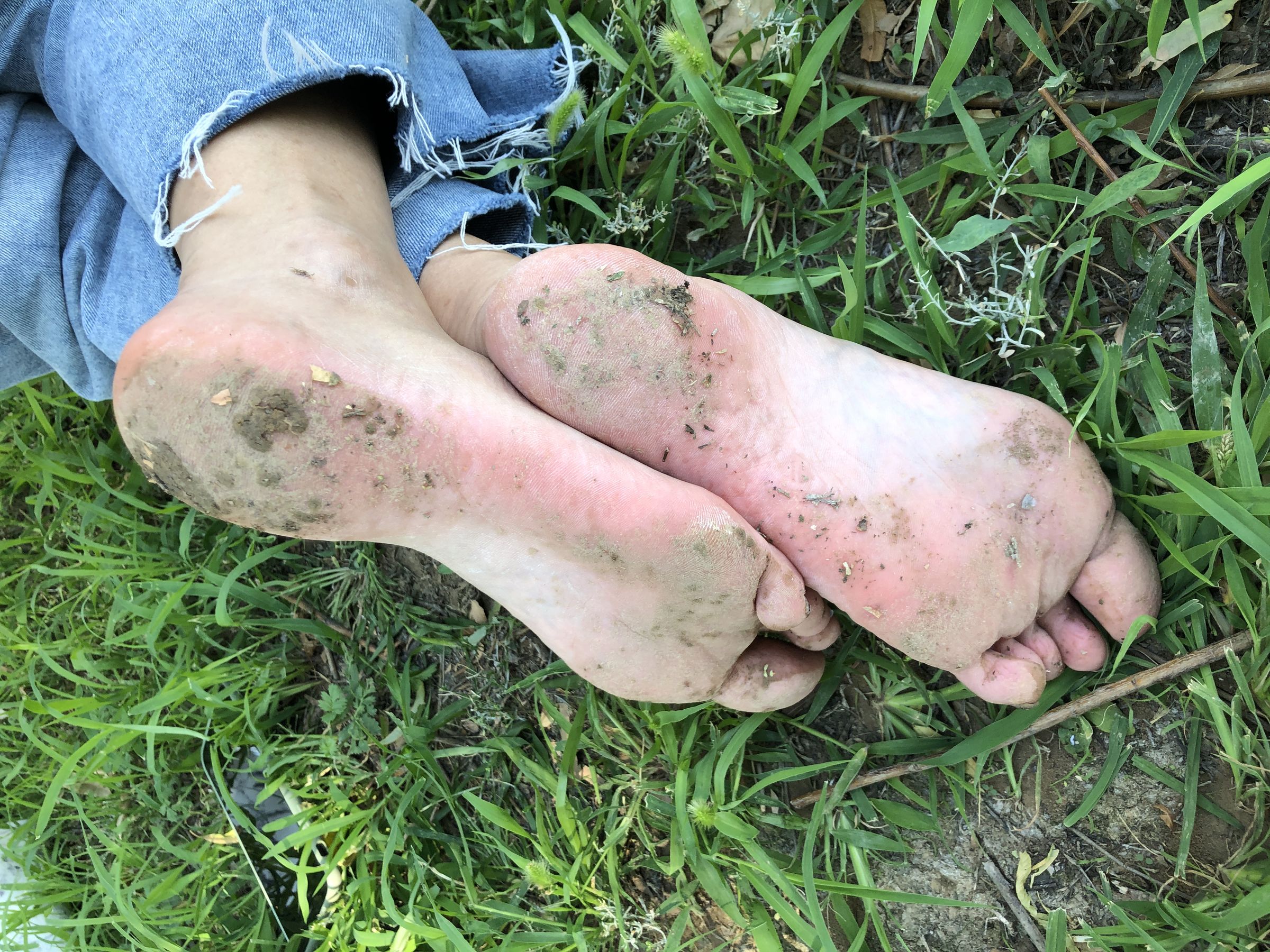 [福利COS] 安乔乔儿(Nia乔乔) No.007 乔乔脏脚底第9张