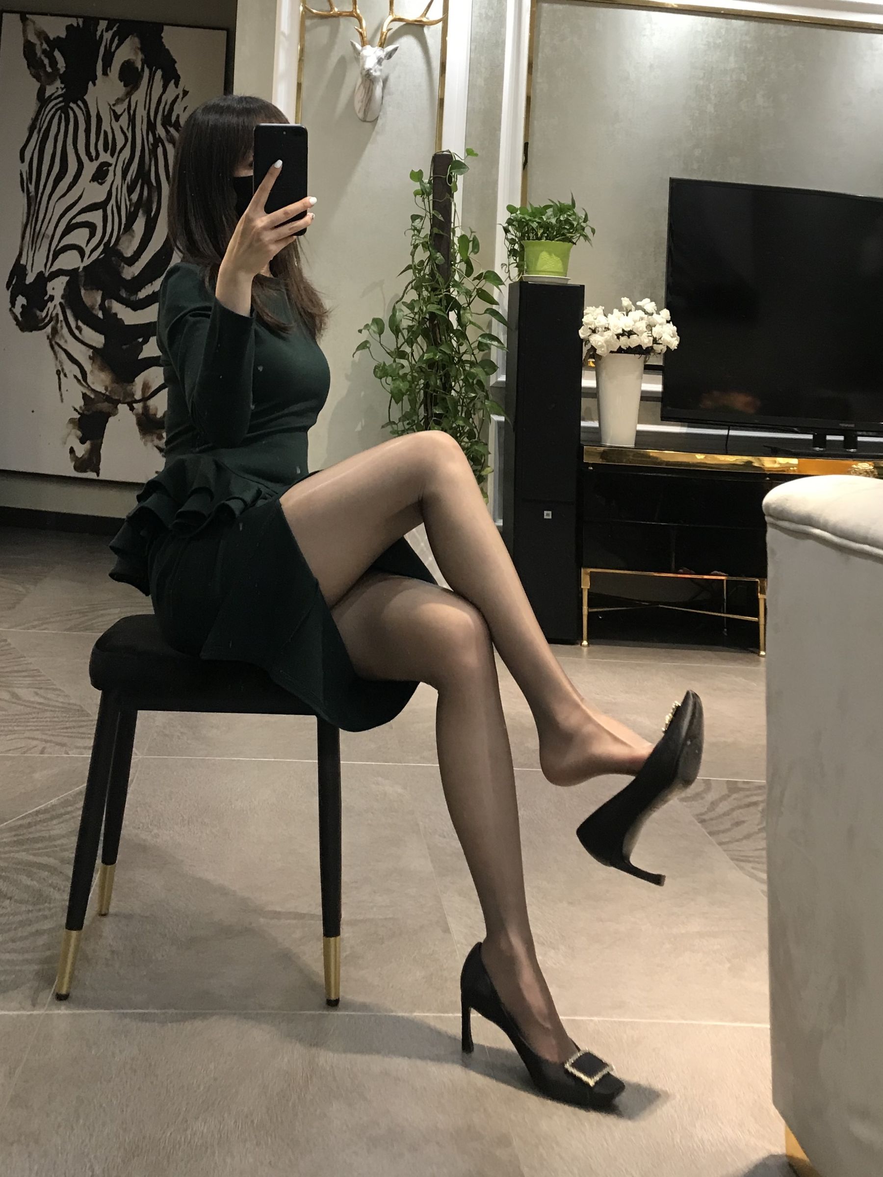 [福利COS] 丝足博主麋鹿_Monroe 2020.04.30 贵妇丝足第6张