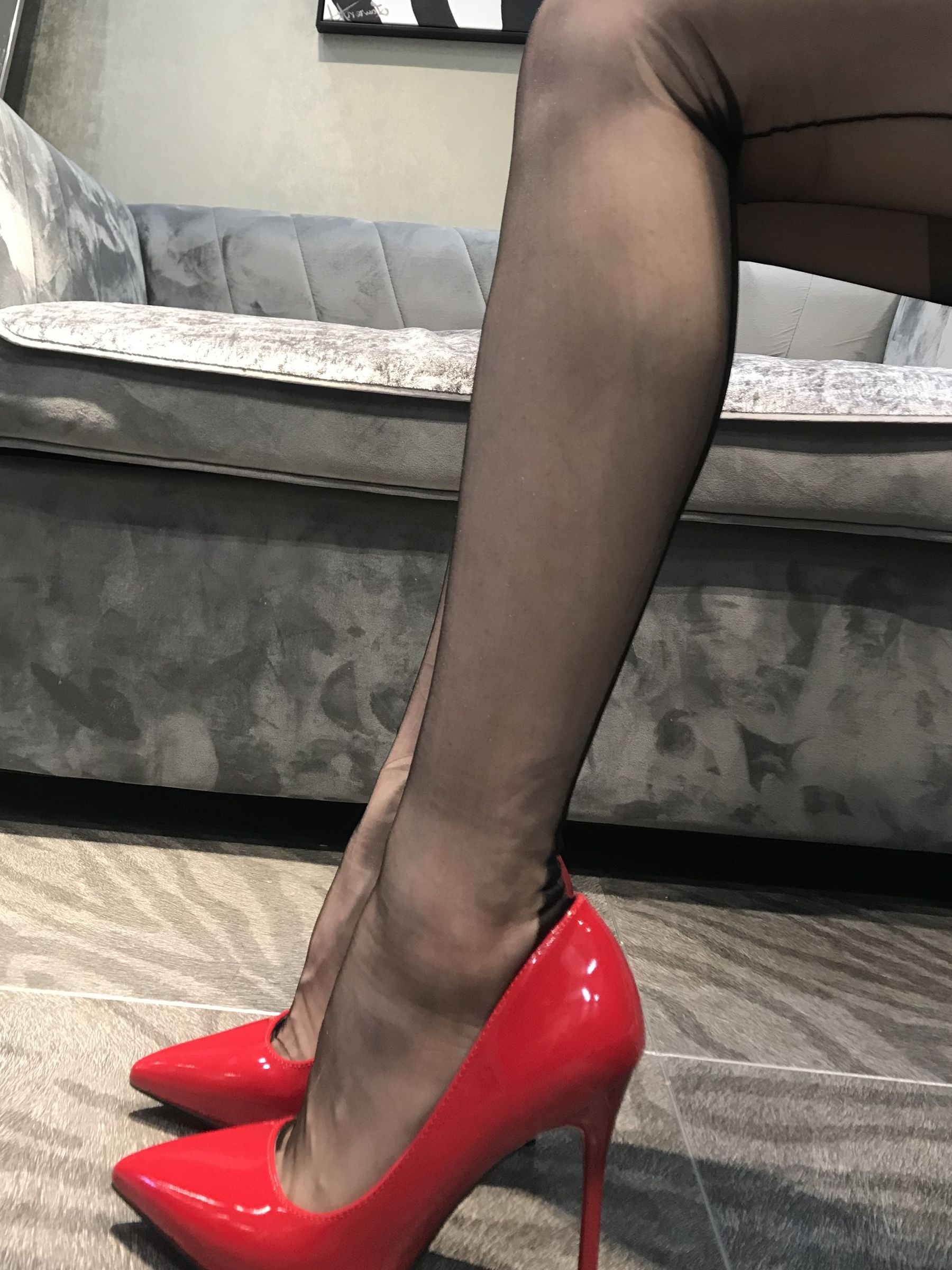 [福利COS] 丝足博主麋鹿_Monroe 2020.05.08 红高黑吊第7张