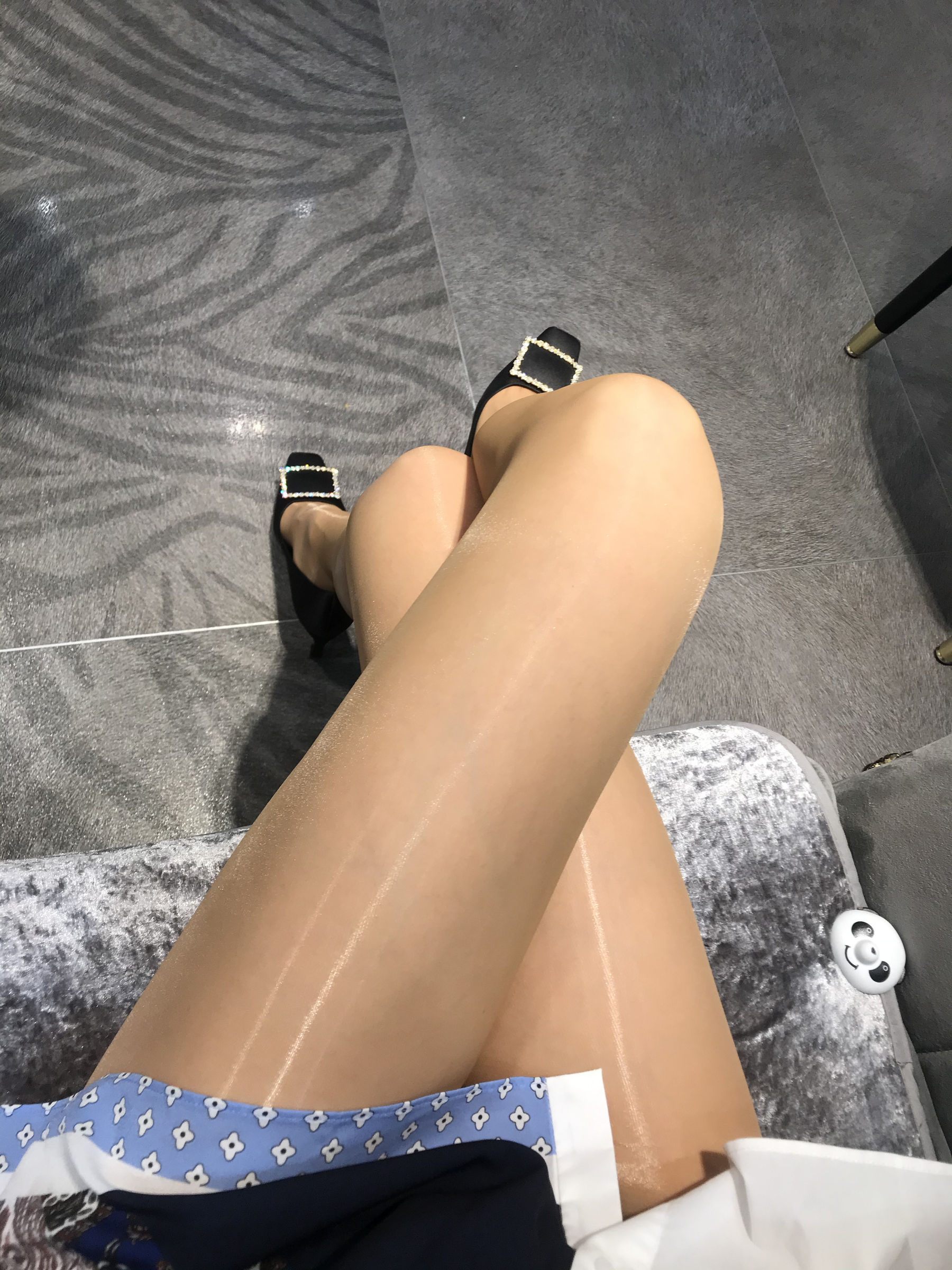 [福利COS] 丝足博主麋鹿_Monroe 2020.04.29 肉色亮丝第13张