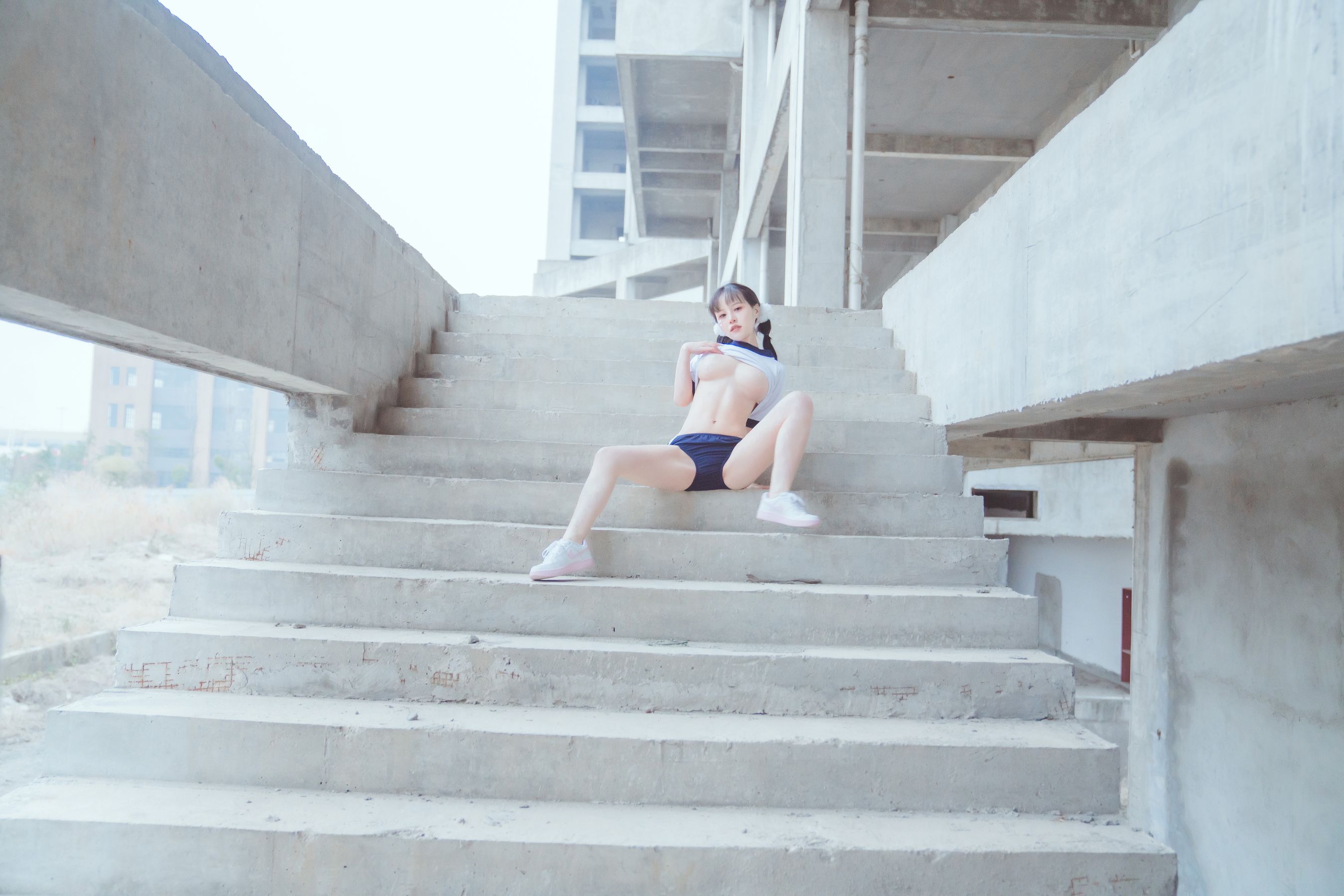 [福利COS] 美少女晕崽 - 工地日记第18张