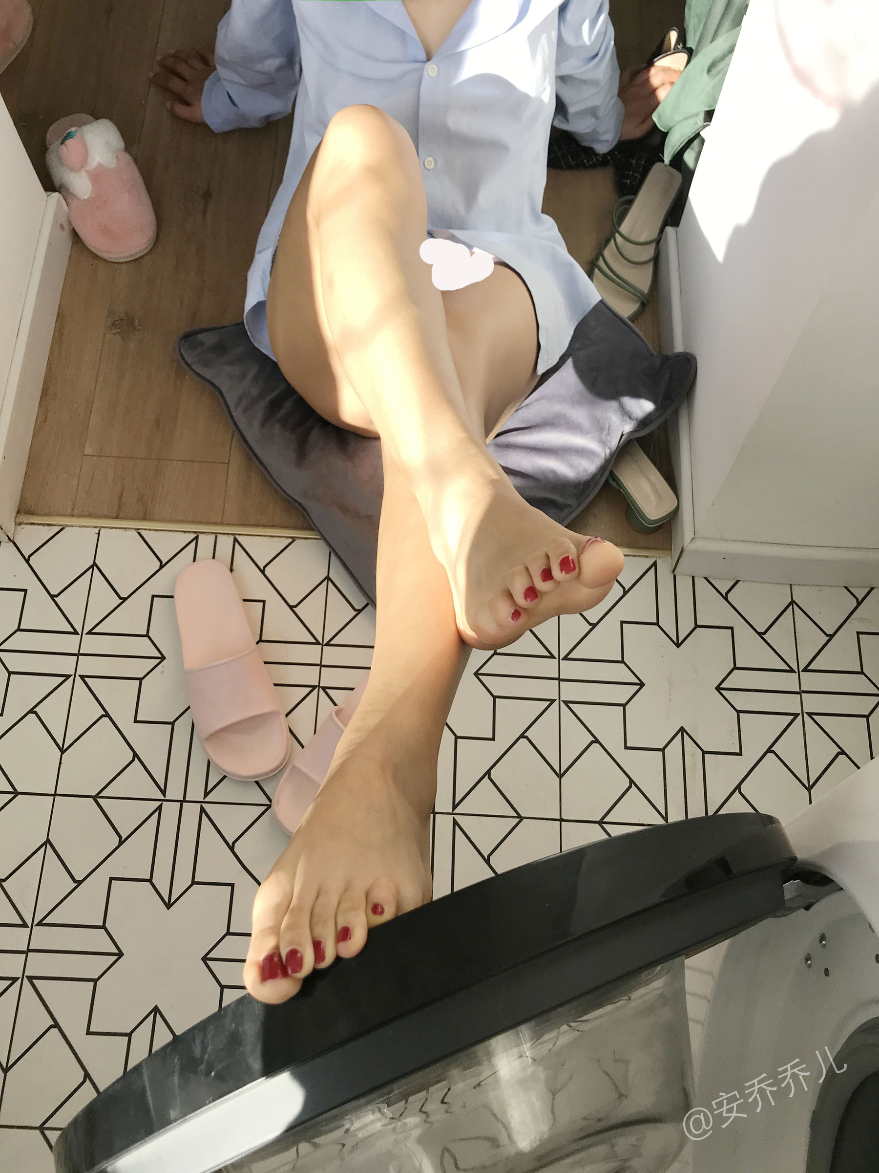 [福利COS] 安乔乔儿(Nia乔乔) No.016 阳台洗衣房第16张