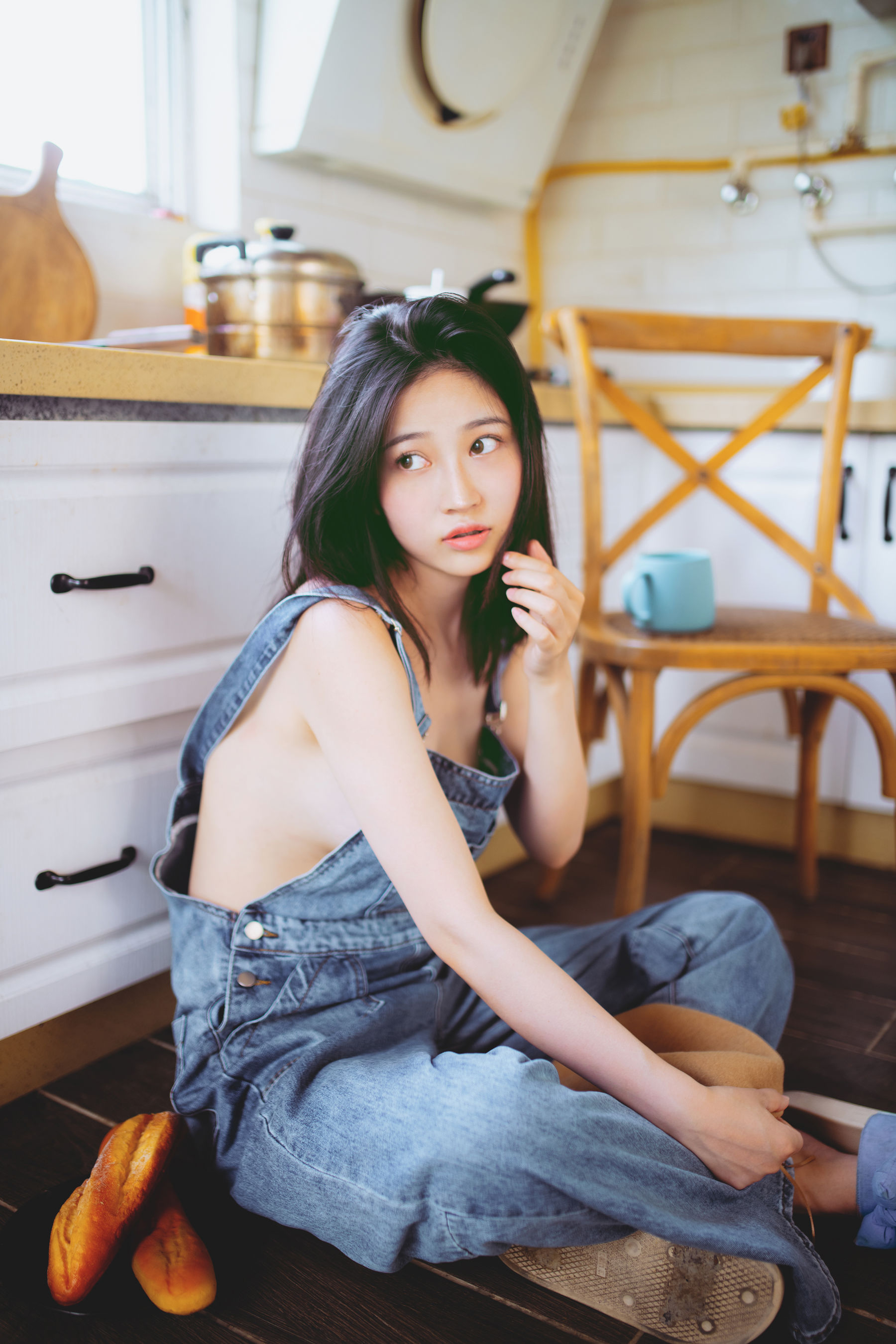 [福利COS] Nnian - 背带裤第4张