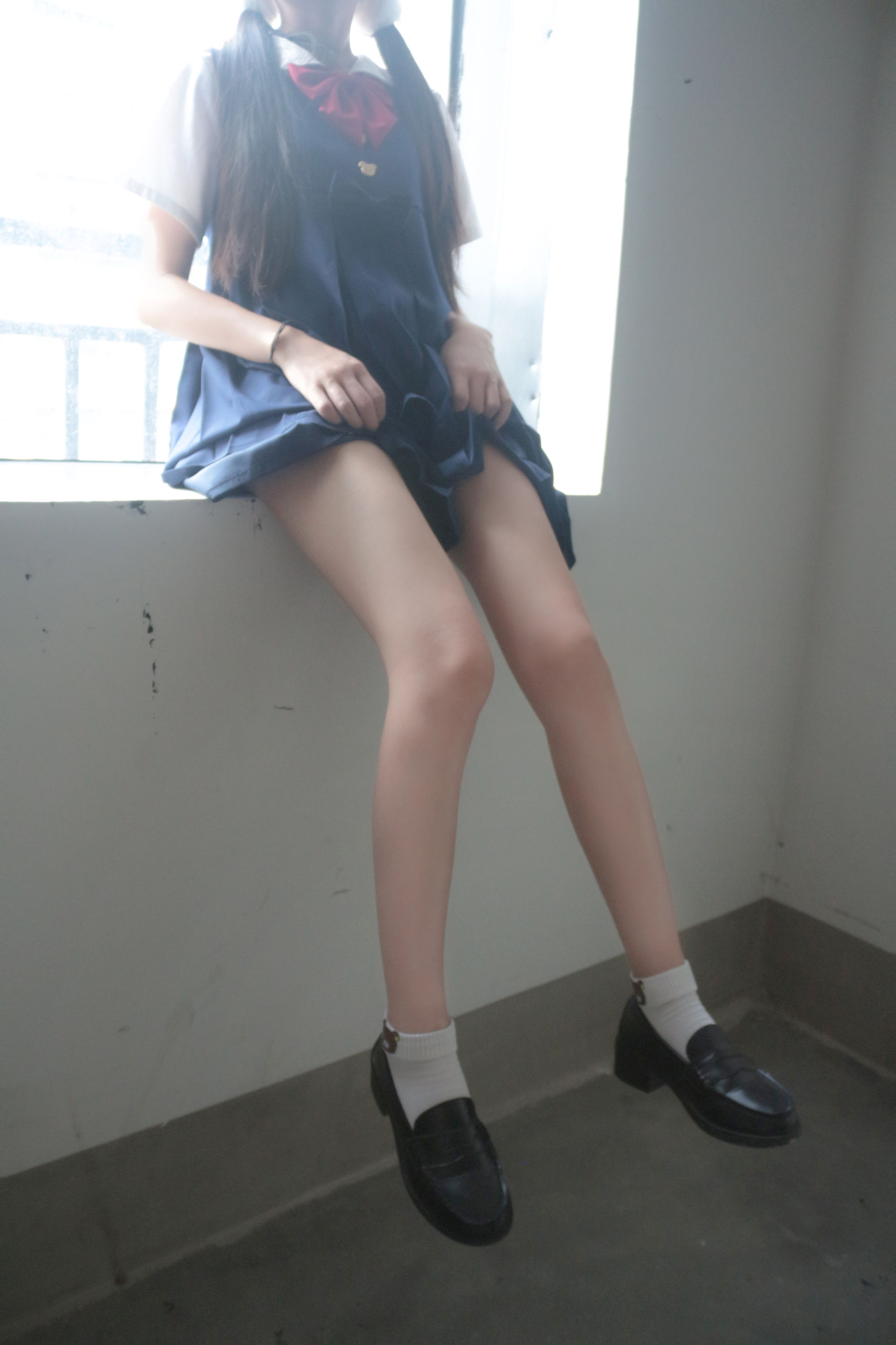 [福利COS] 是暖暖呀 - 楼道阳光第4张