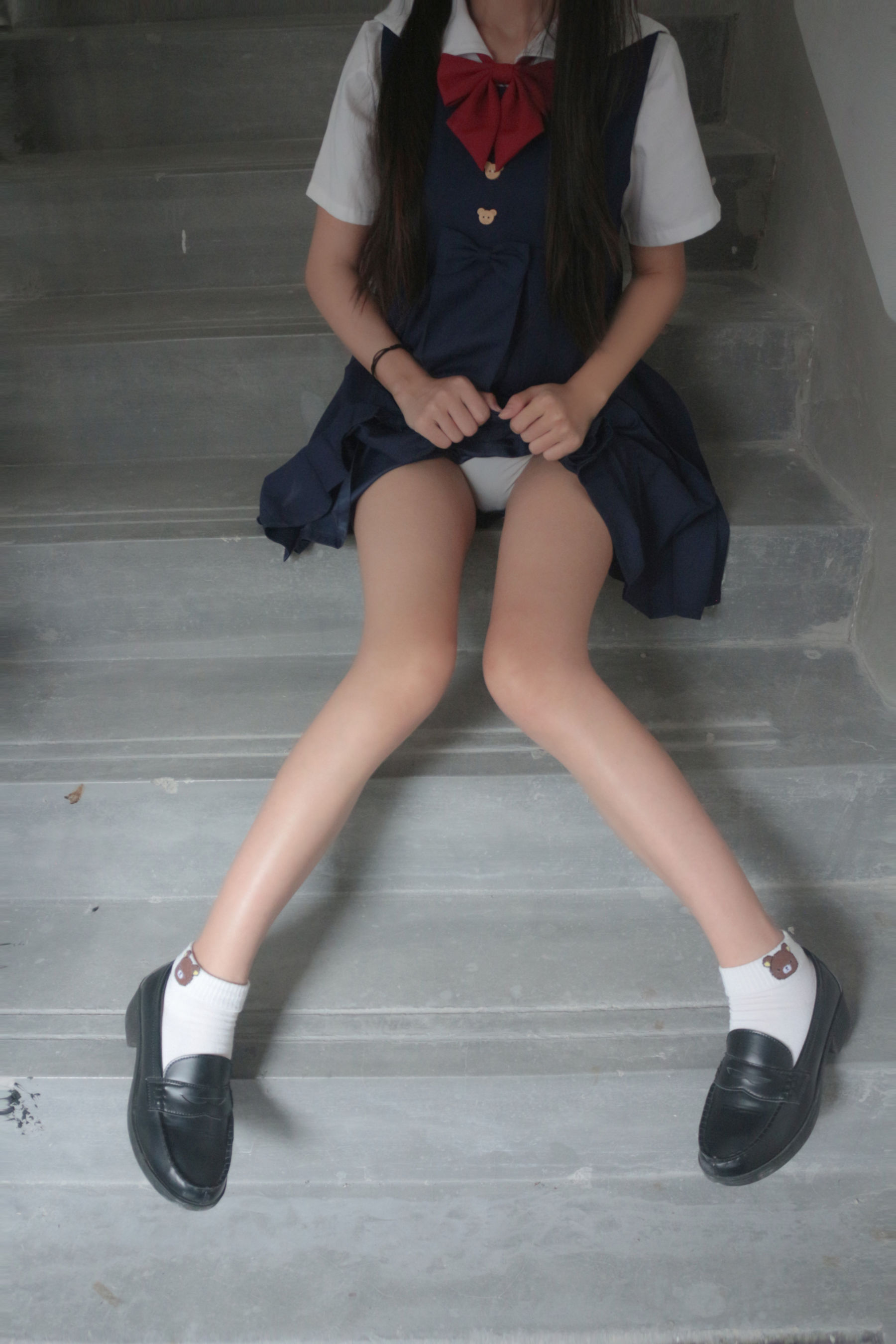 [福利COS] 是暖暖呀 - 楼道阳光第4张