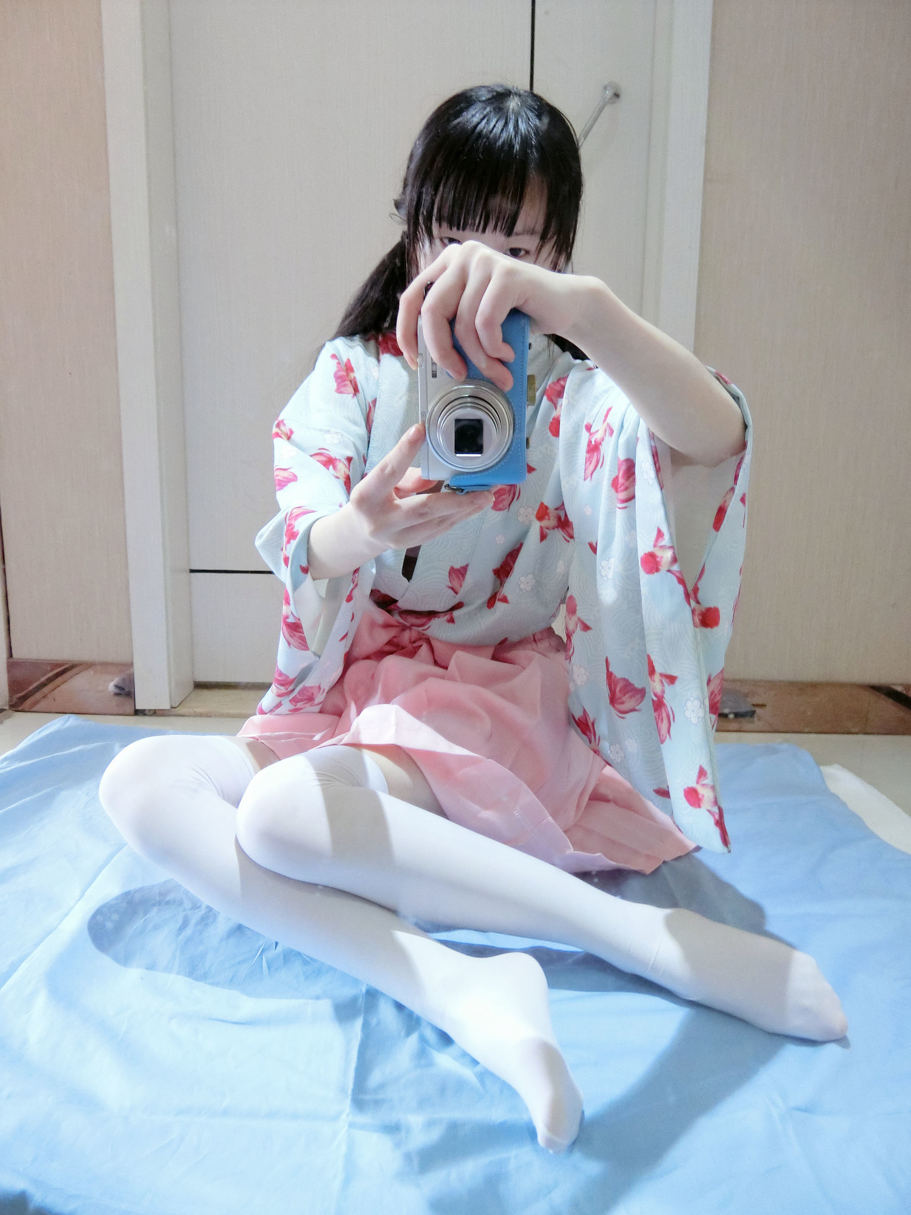 [福利COS] 微博萌妹子西尔酱 - 金鱼和服第6张