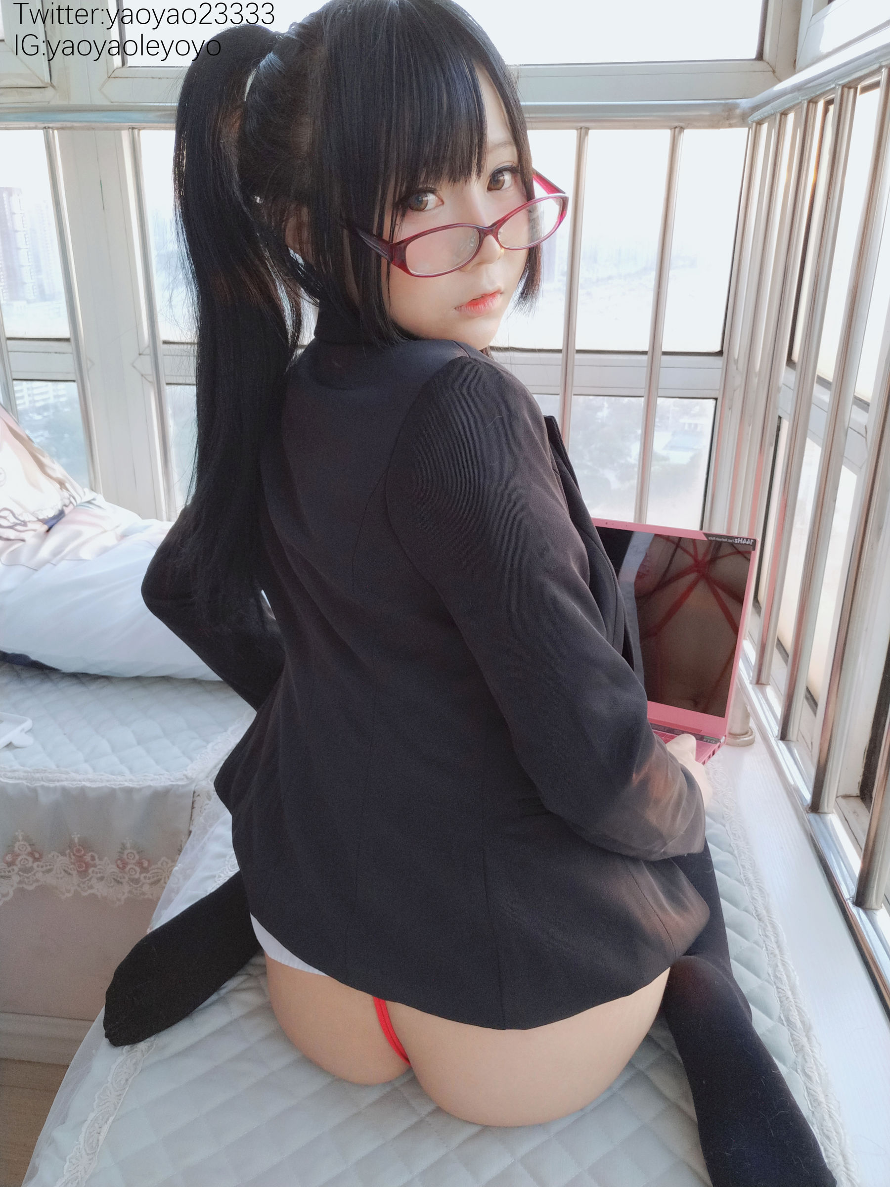 [福利COS] 萌妹子Coser摇摇乐yoyo - 补习老师第35张