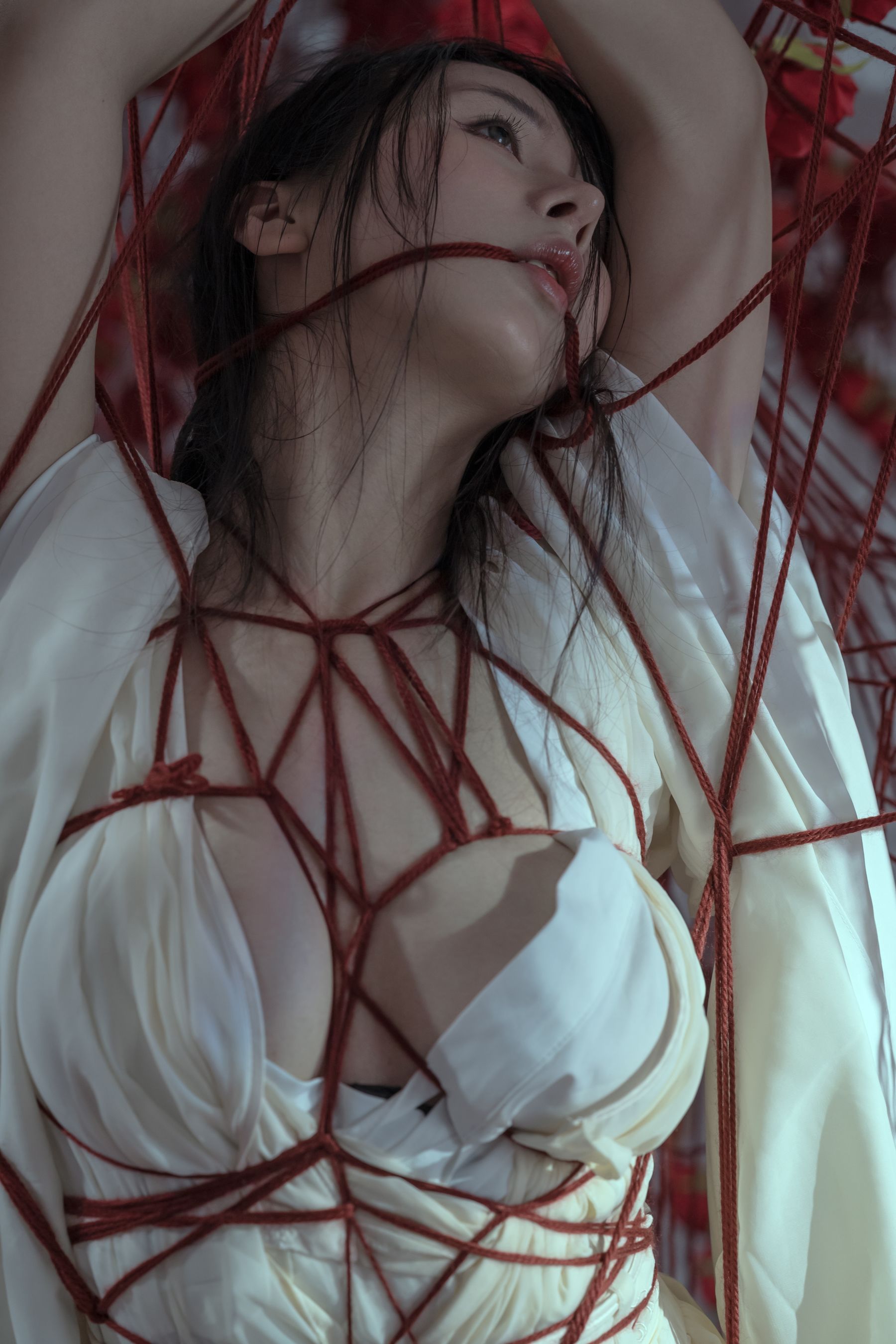 [福利COS] 云溪溪 - 奶桃 囚鸟第6张