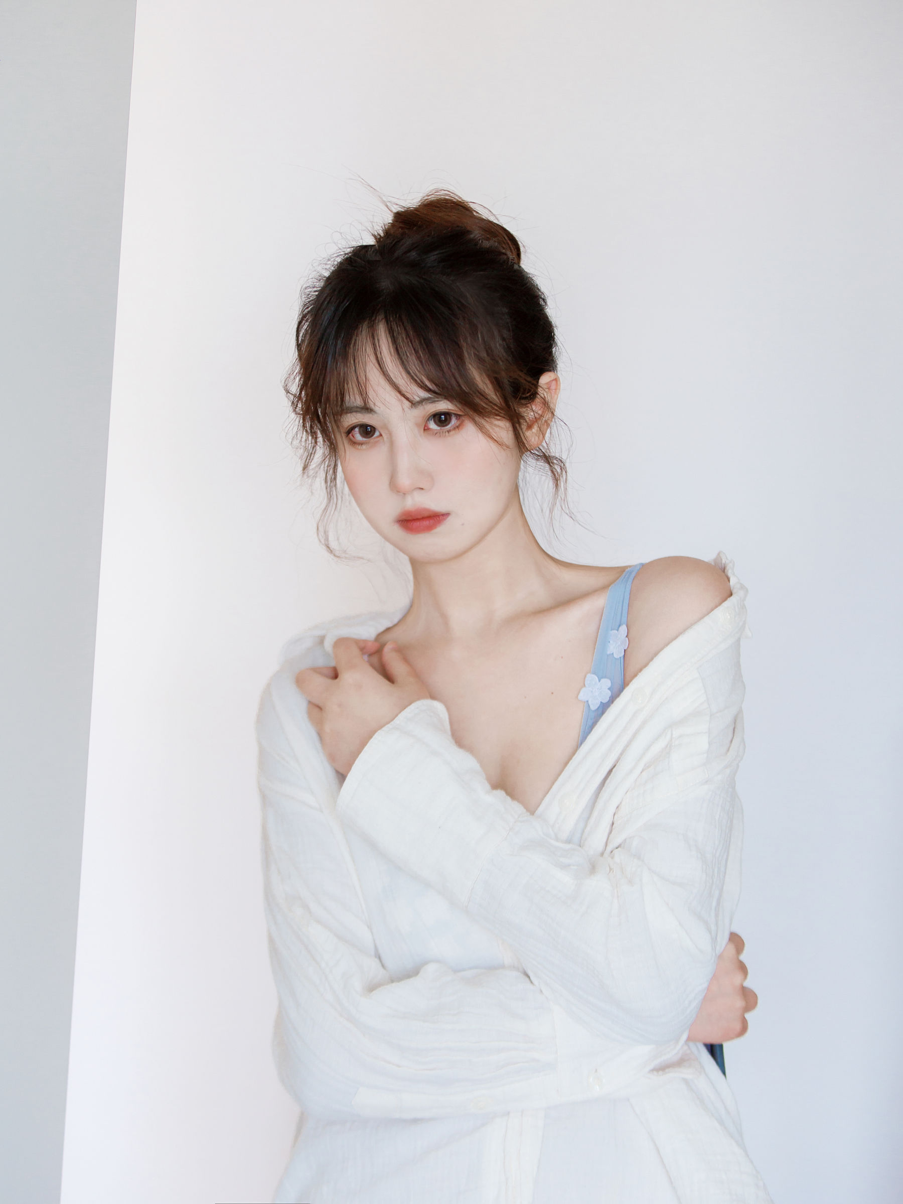 [福利COS] 次元少女念雪ww - 居家蓝色第1张