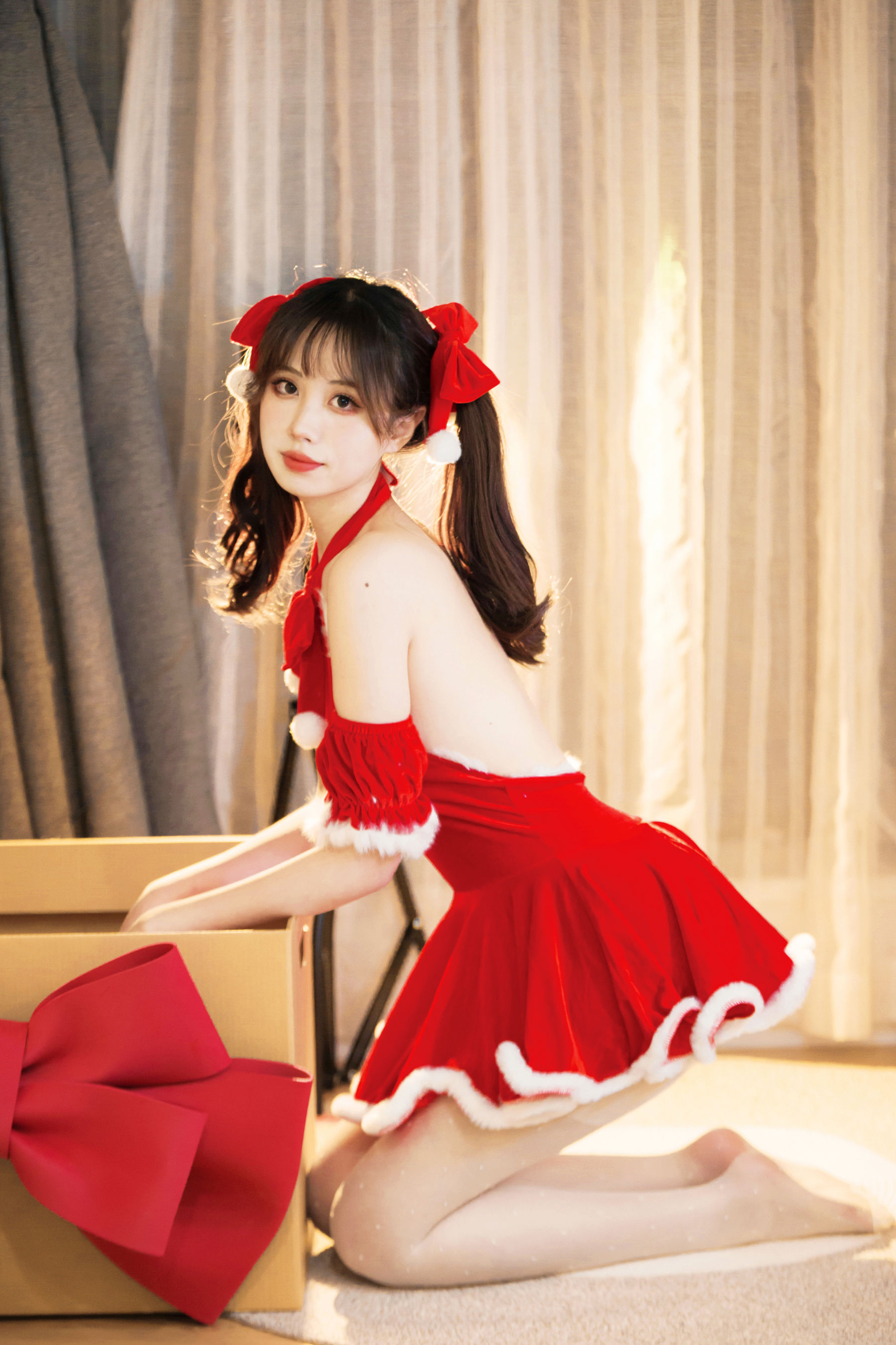 [福利COS] 次元少女念雪ww - 玫瑰礼物第2张