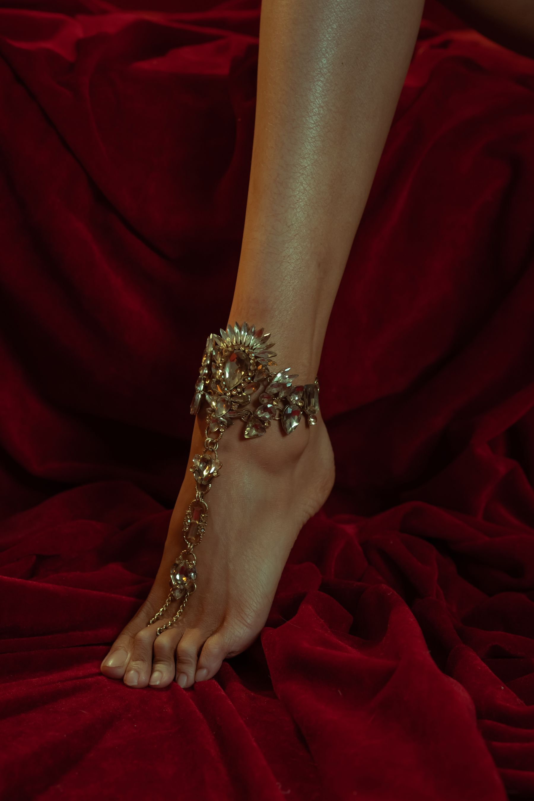 [福利COS] 云溪溪 - 奶桃桃 女巫和艳后第13张