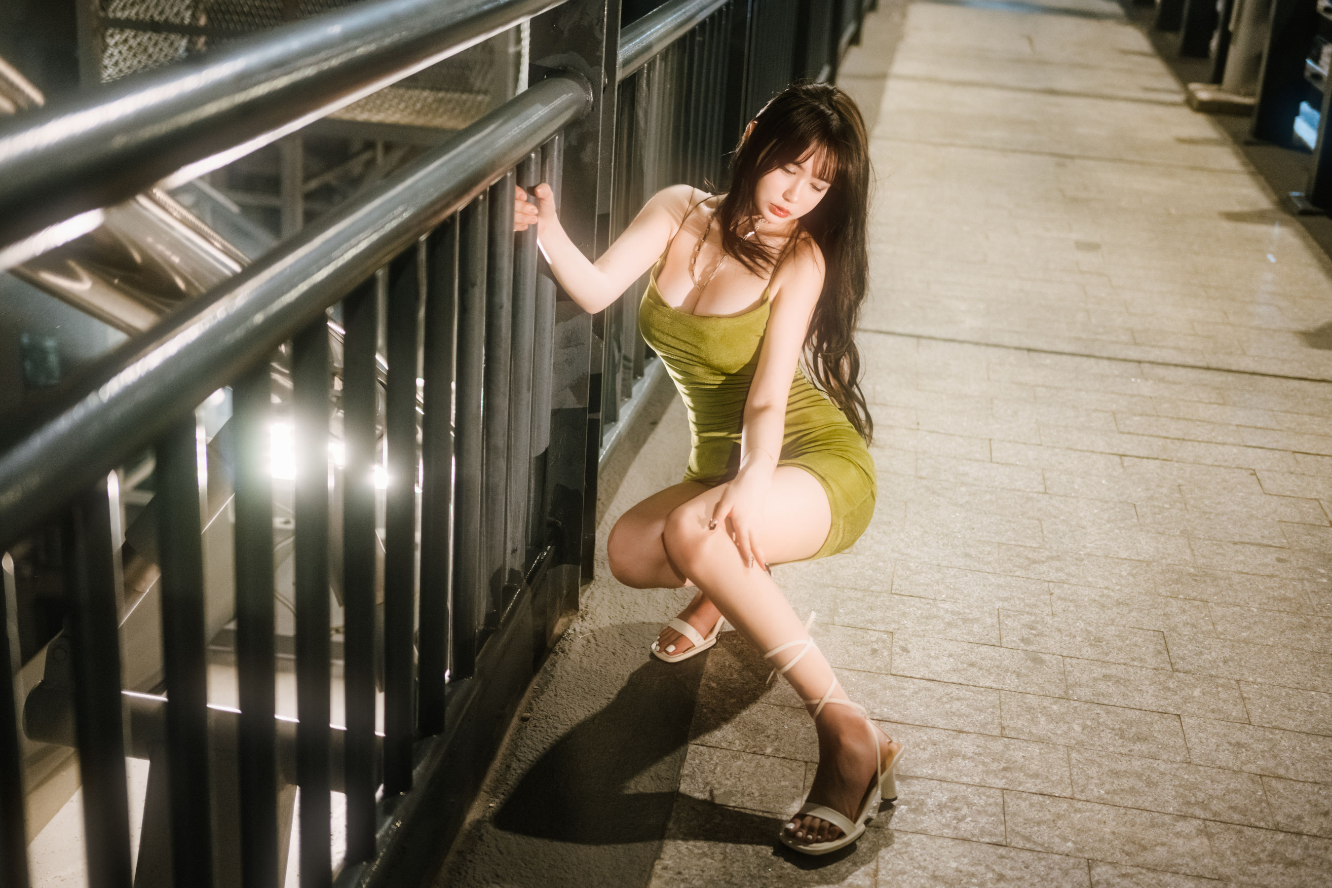 [福利COS] Tina很妖孽呀 - 绿色连衣裙第9张