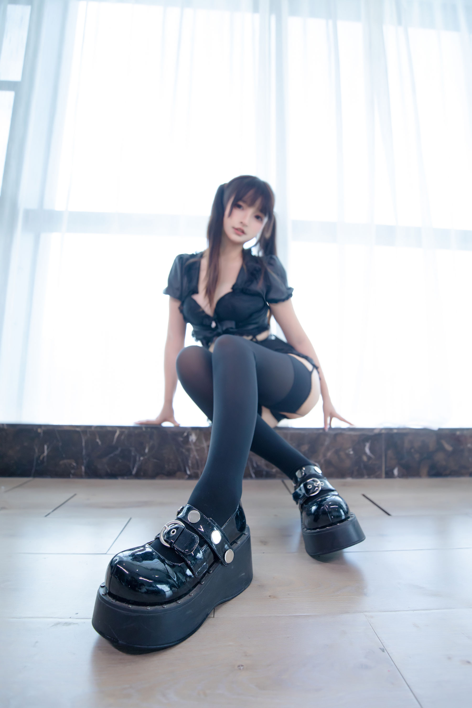 [福利COS] 萝莉神楽板真冬 之足底星光第7张