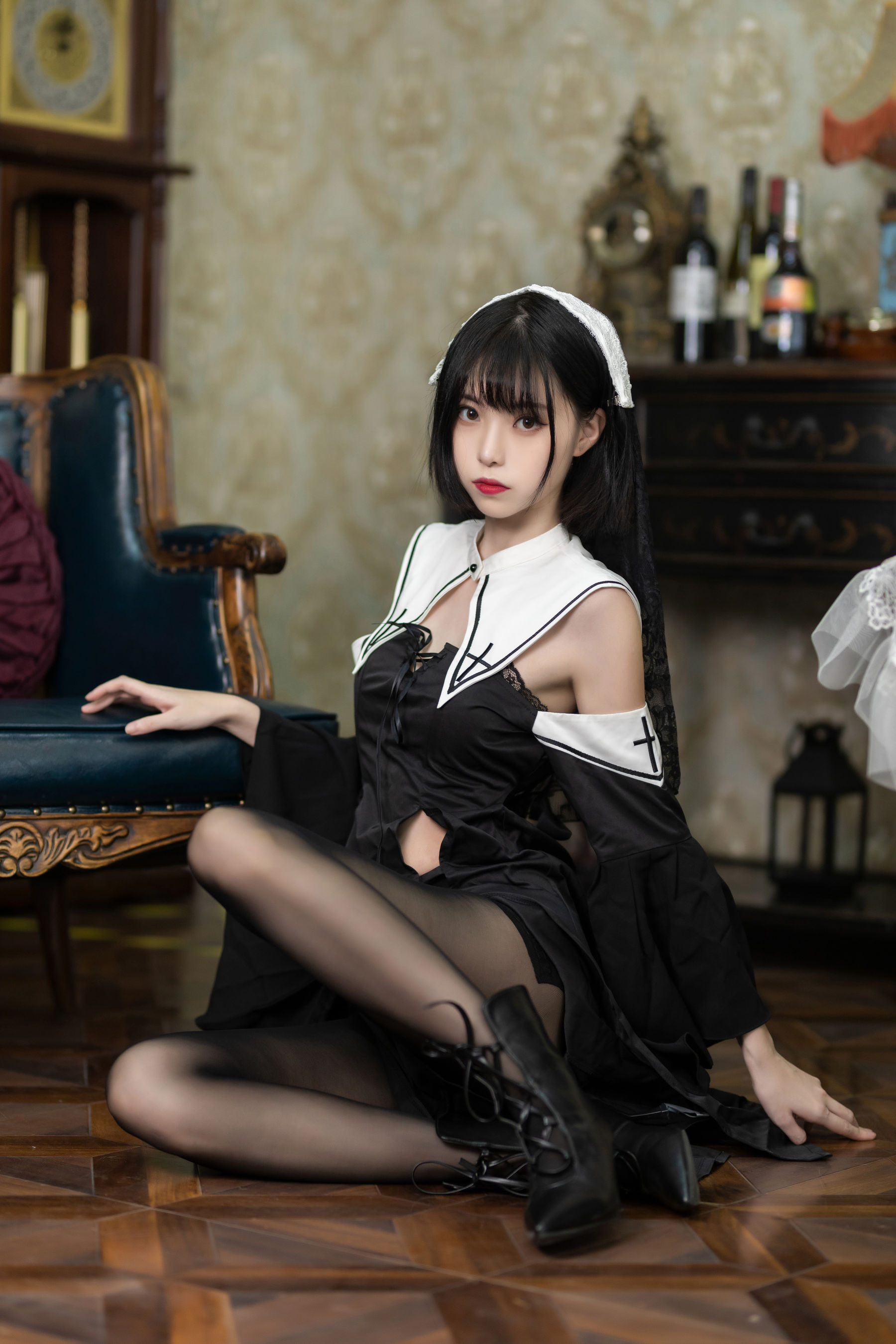 [福利COS] 许岚(叁月life) - 暗黑修女第7张