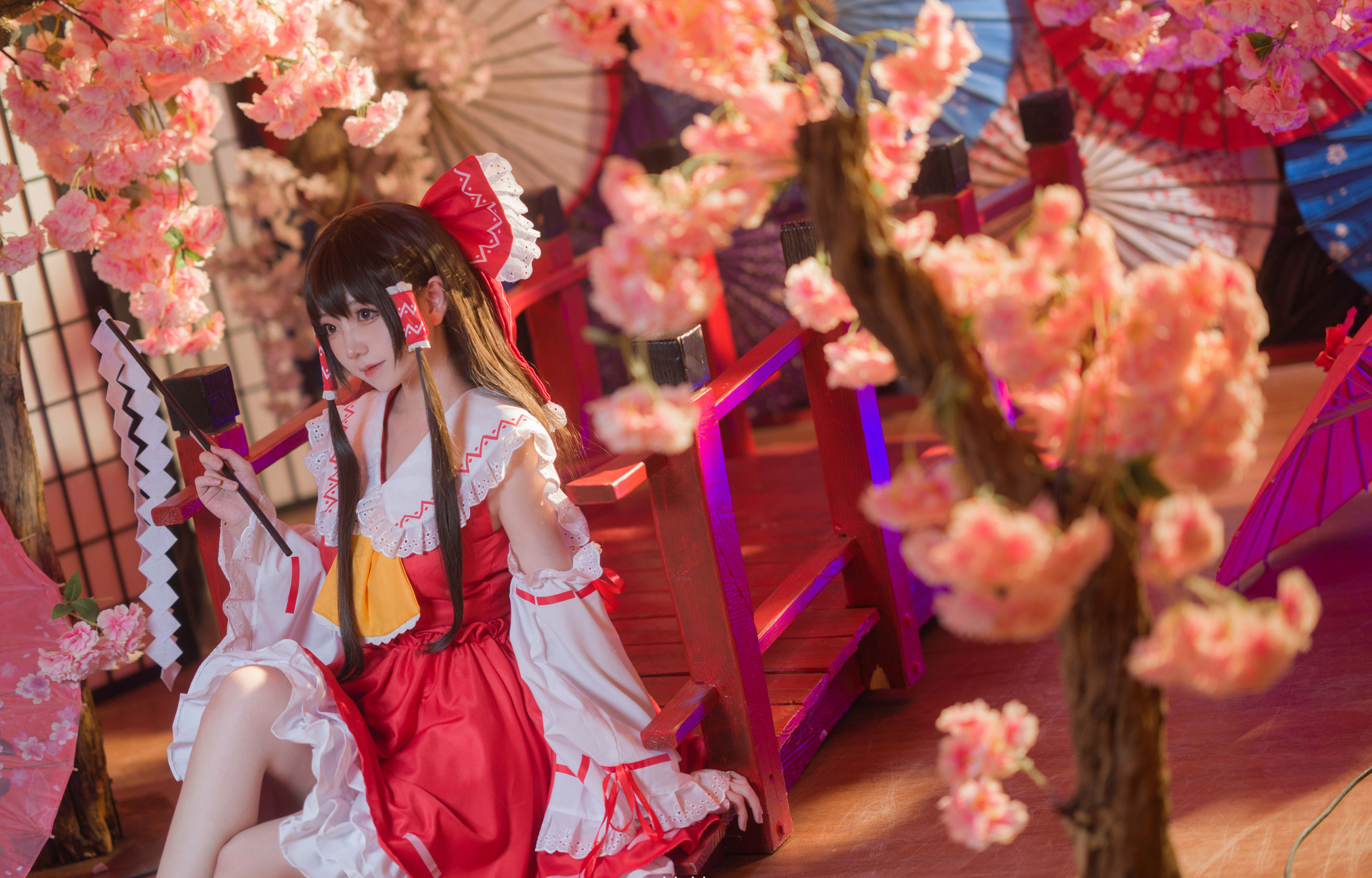 [福利COS] 楚楚子w - 博丽灵梦第5张