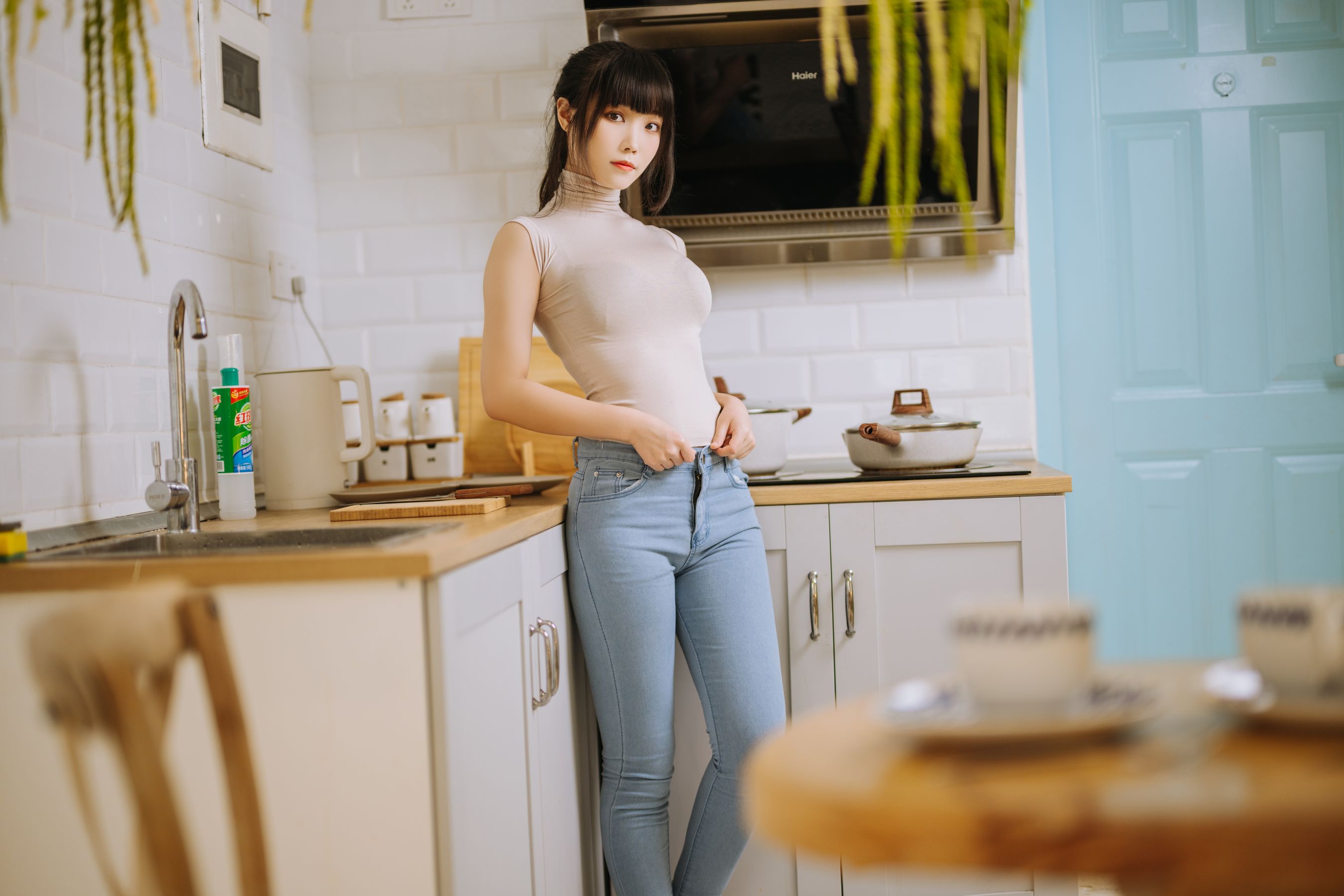 [福利COS] Cosplay汪知子 - 姐姐的牛仔裤第5张