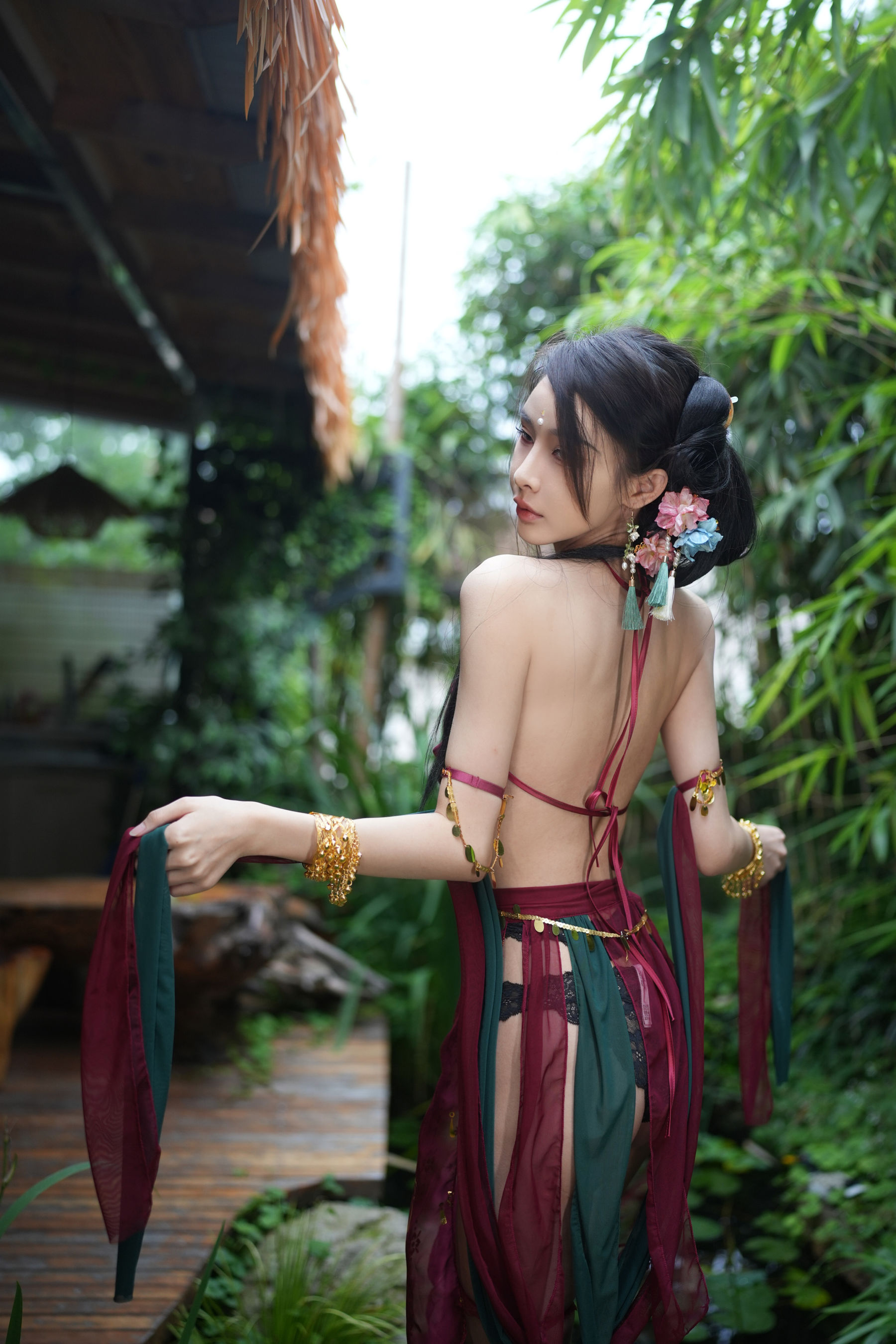 [福利COS] 余多多Dudu - 妲己的古风诱惑力第8张