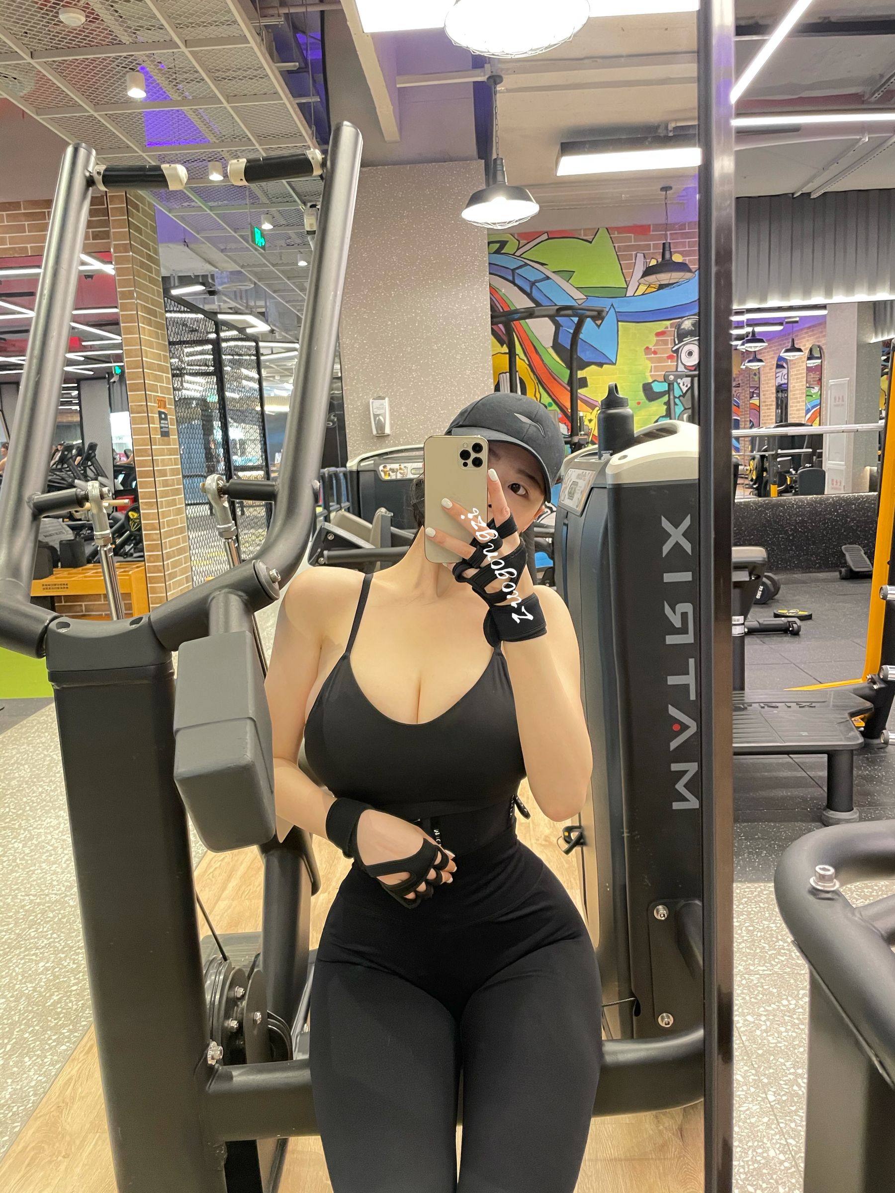 [福利COS] 美臀女神左公子666 微密圈VIP付费私拍美照合集2第49张