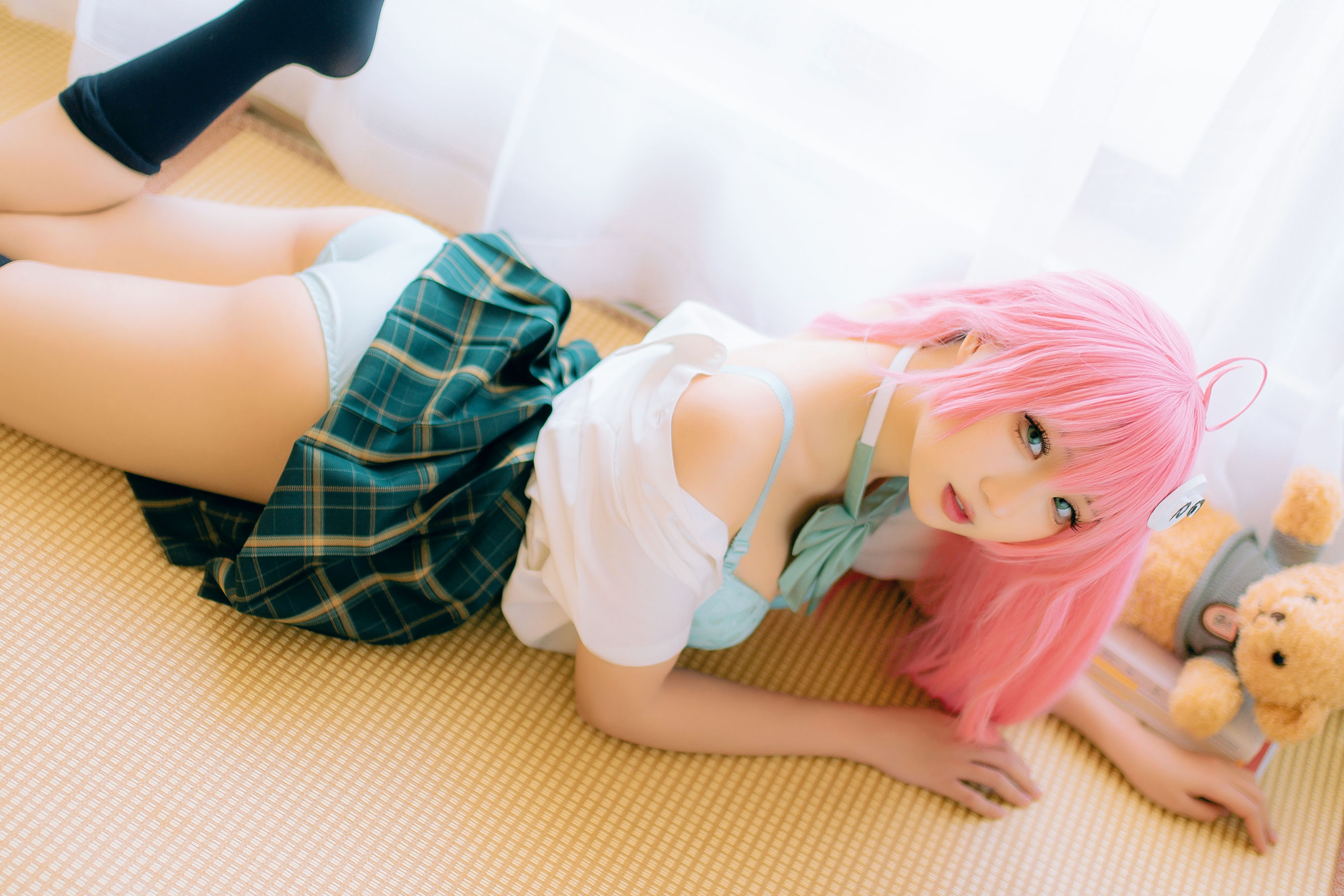 [福利COS] 瓦斯塔亚小龙虾 - 校服第5张