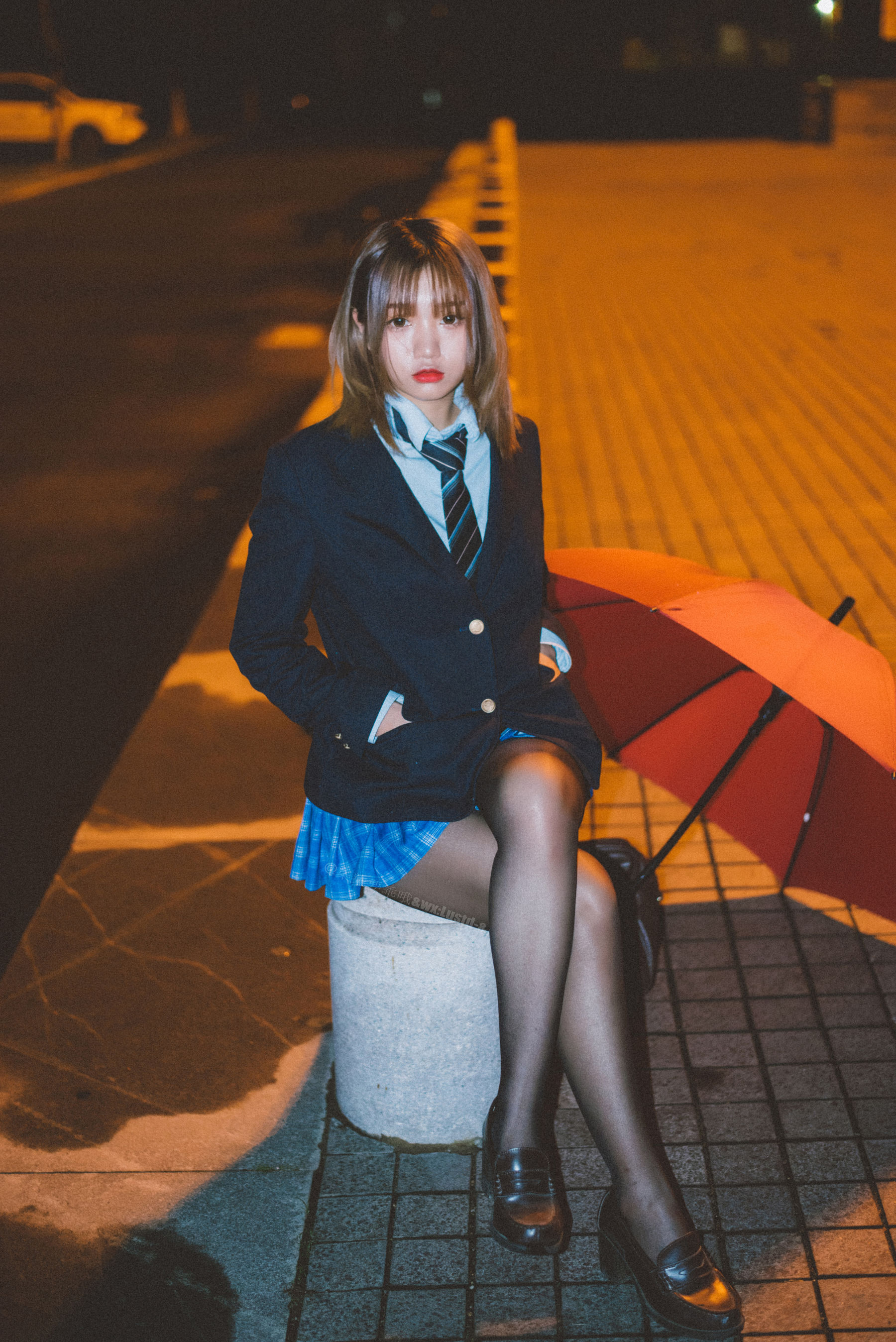 [福利COS] 动漫博主柒柒要乖哦 - 深夜公园JK第10张