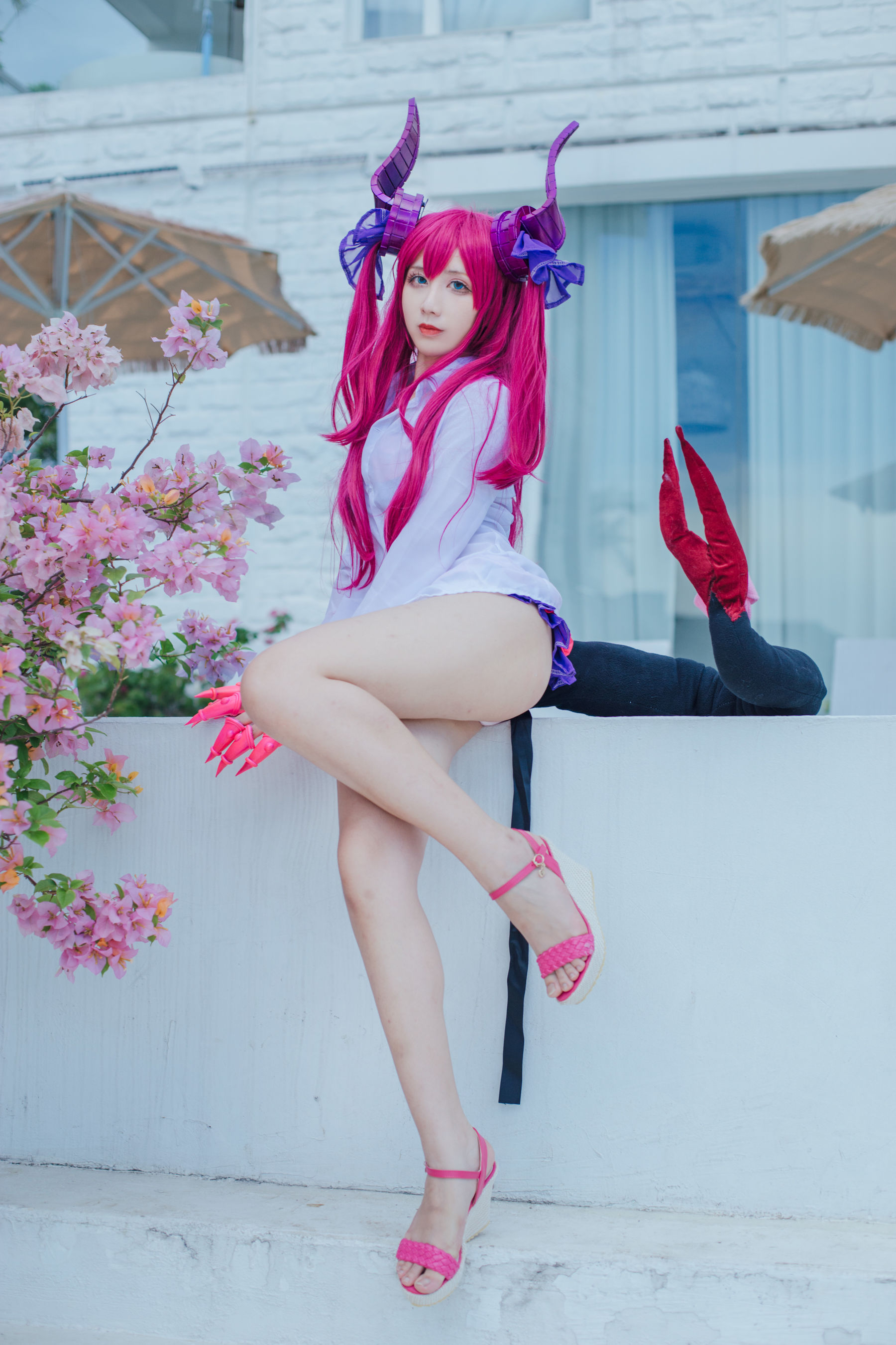 [福利COS] 动漫博主九曲Jean - 龙娘泳装第1张