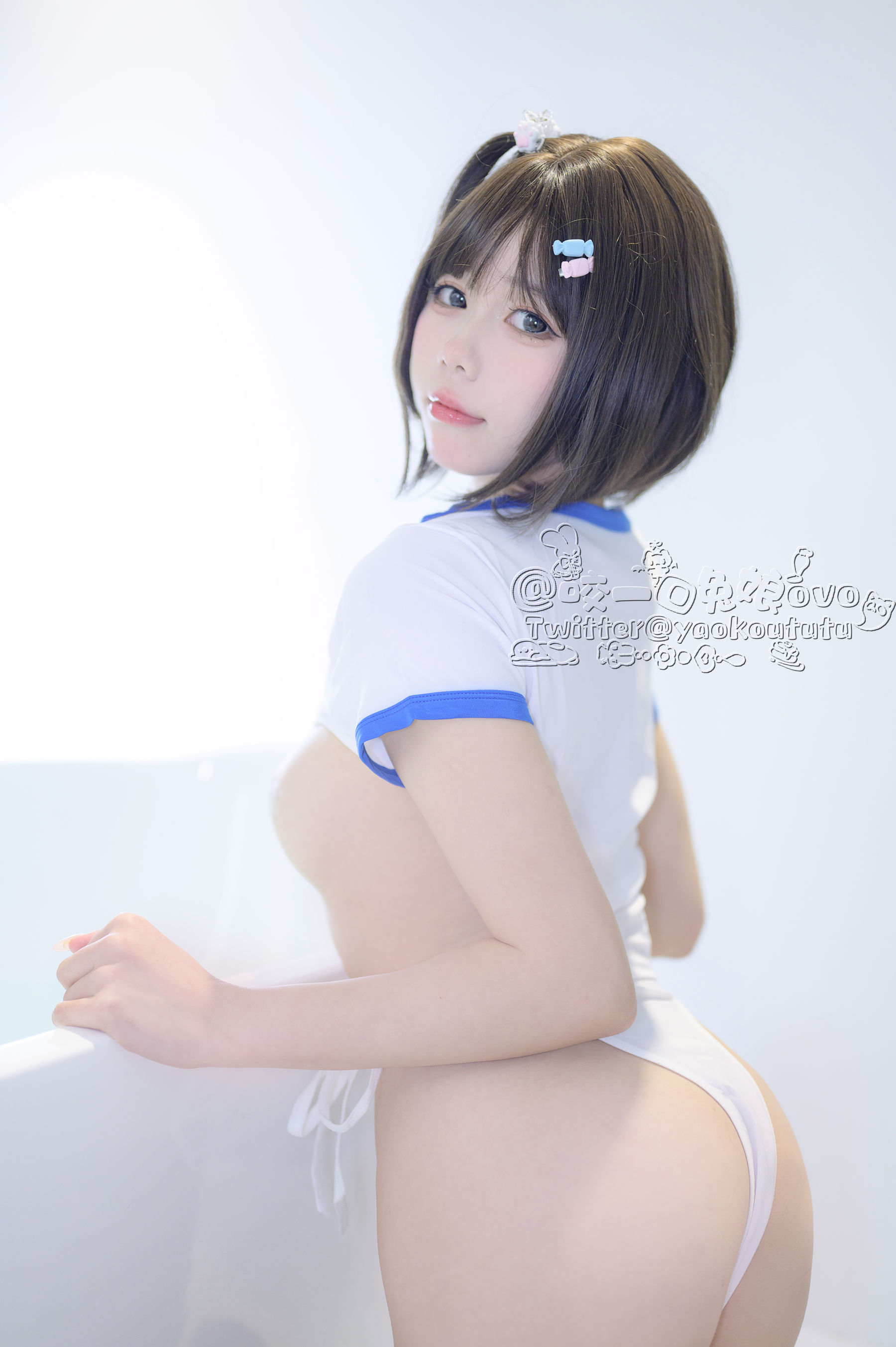 [福利COS] 咬一口兔娘 - 纯白欲缸第8张