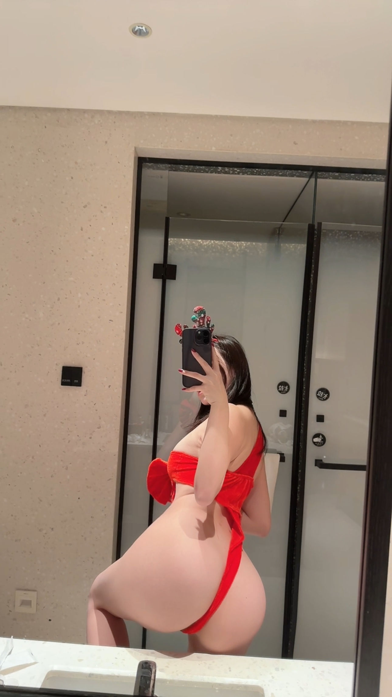 [福利COS] 奶宝妹纸 - 圣诞调教第9张