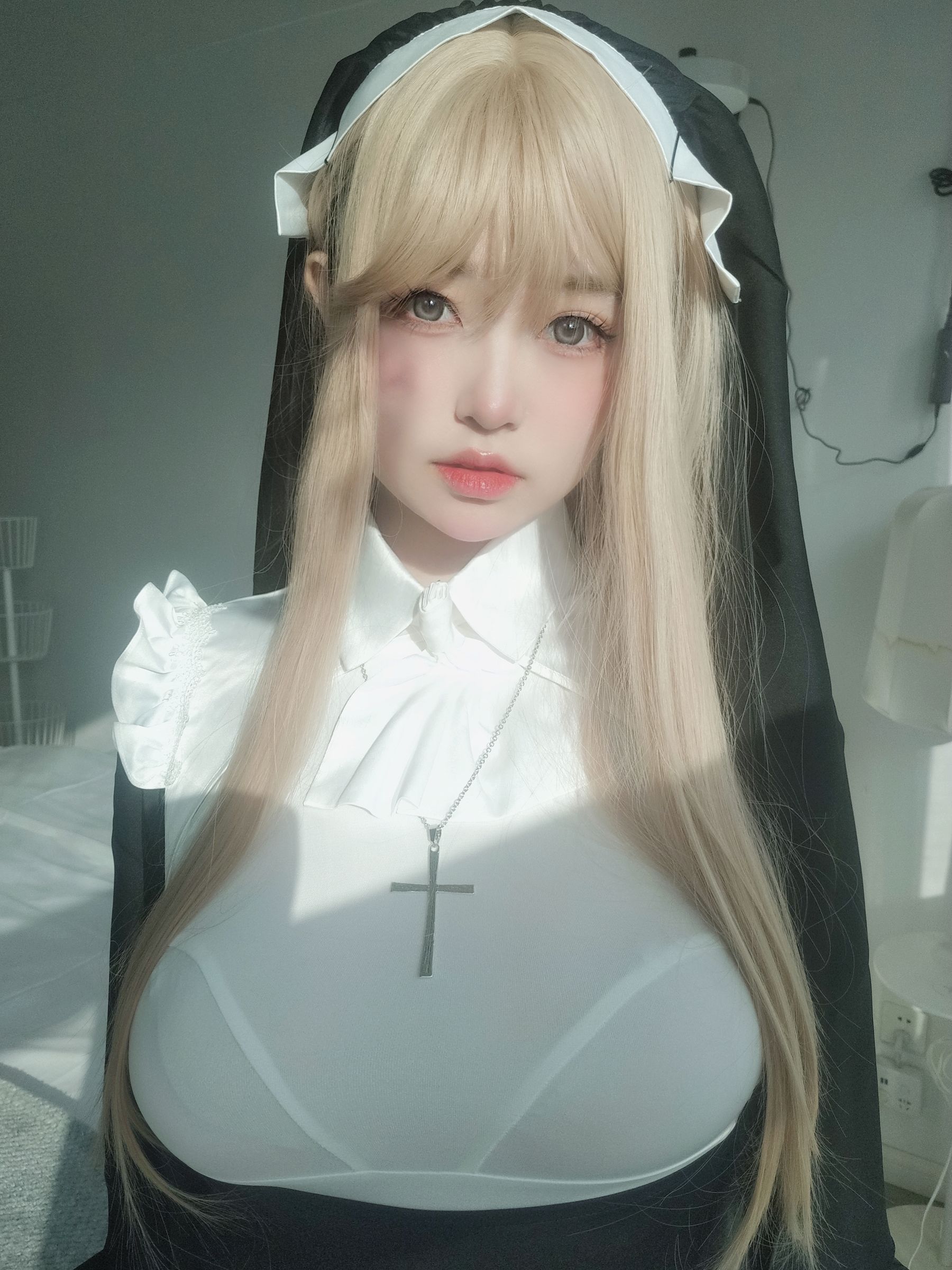 [福利COS] 女主K - 修女第10张