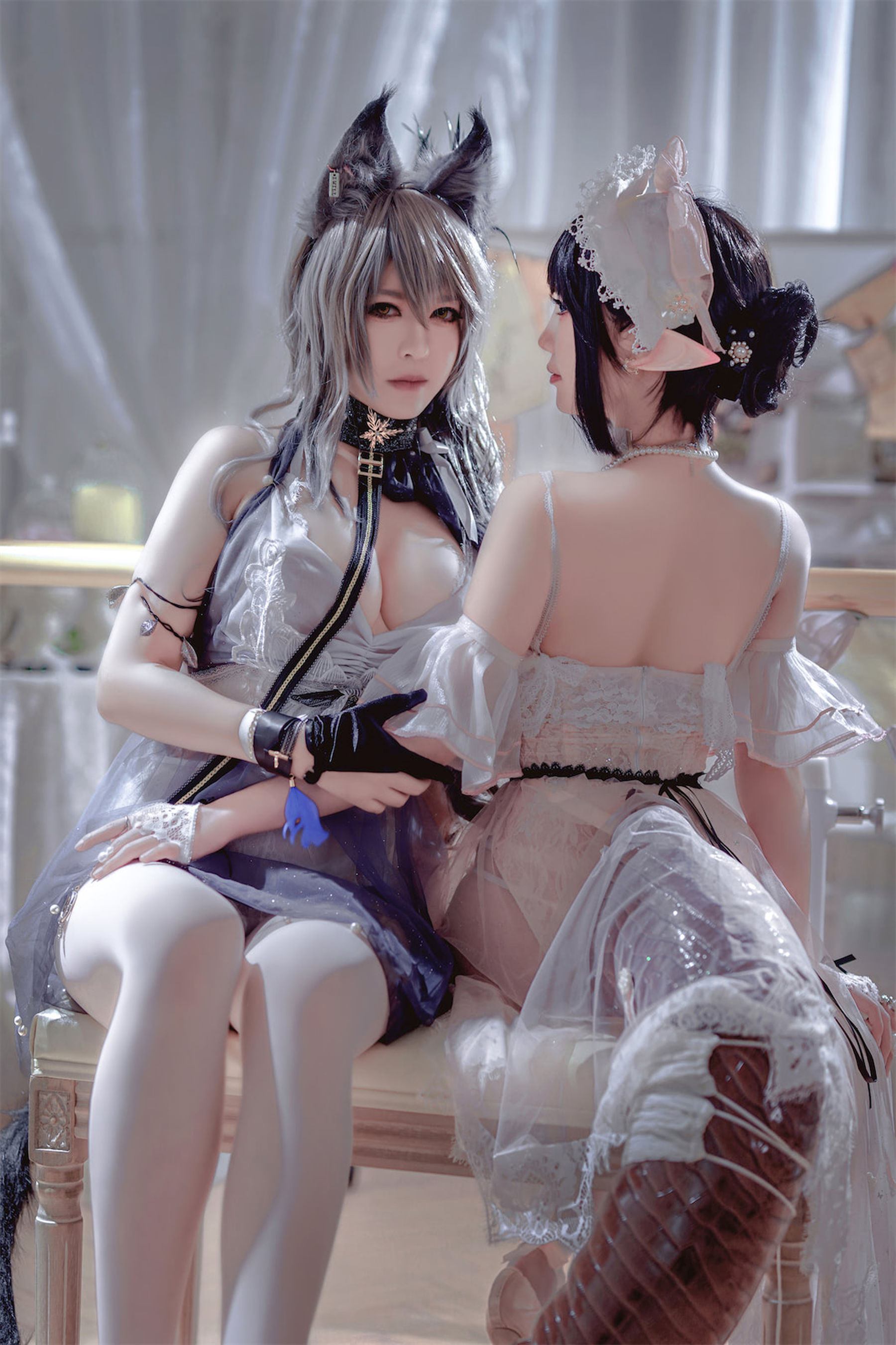 [福利COS] 可爱人气Coser面饼仙儿&amp;amp;半半子 - Arknights 黑x森蚺バレエ第4张