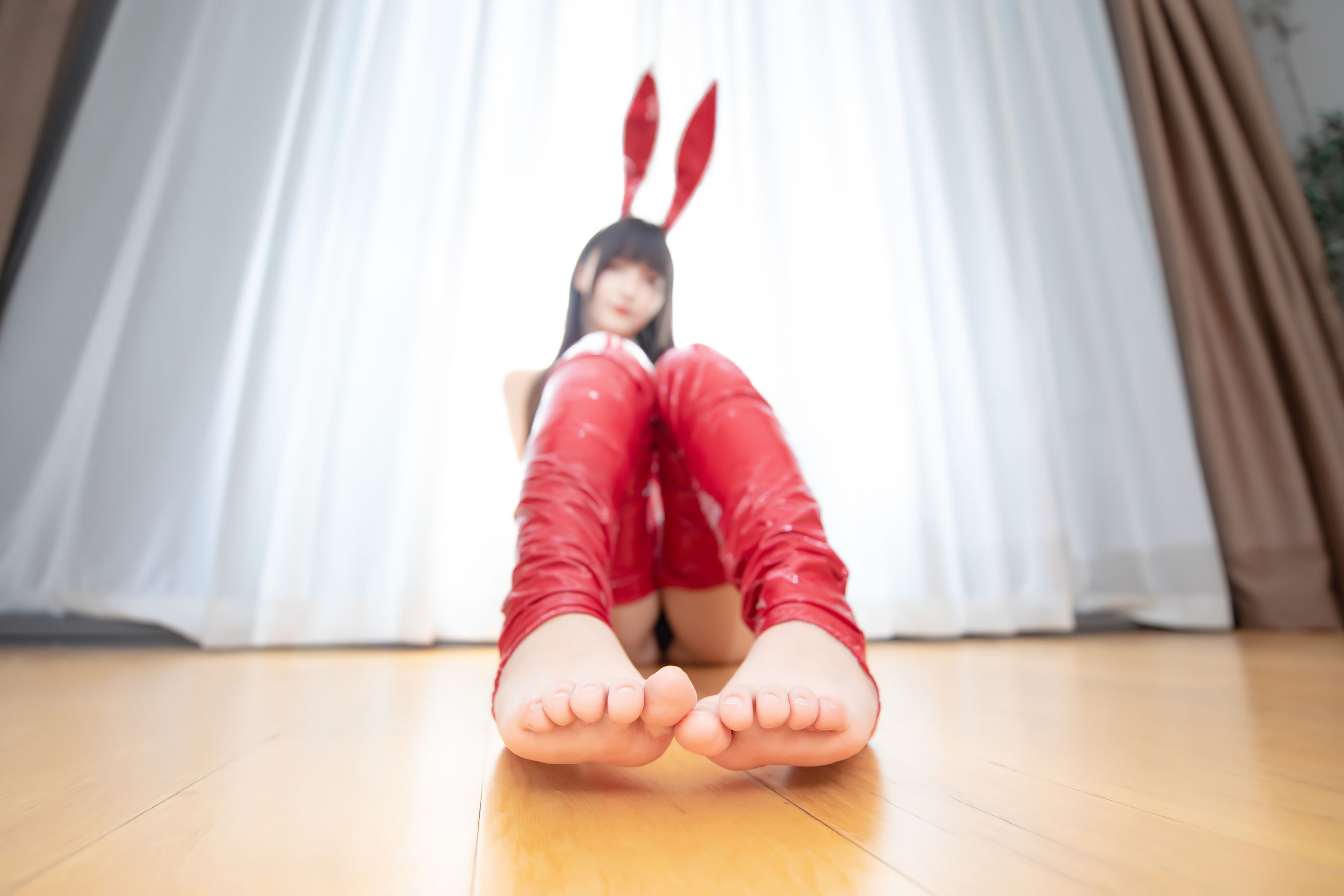 [福利COS] 萝莉神楽板真冬 之红兔迎春第19张