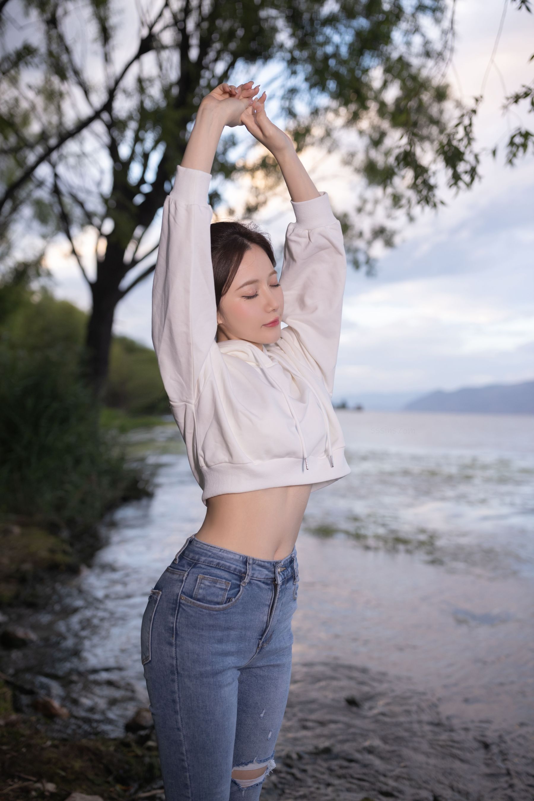 [福利COS] 鱼子酱 牛仔情趣写真第7张