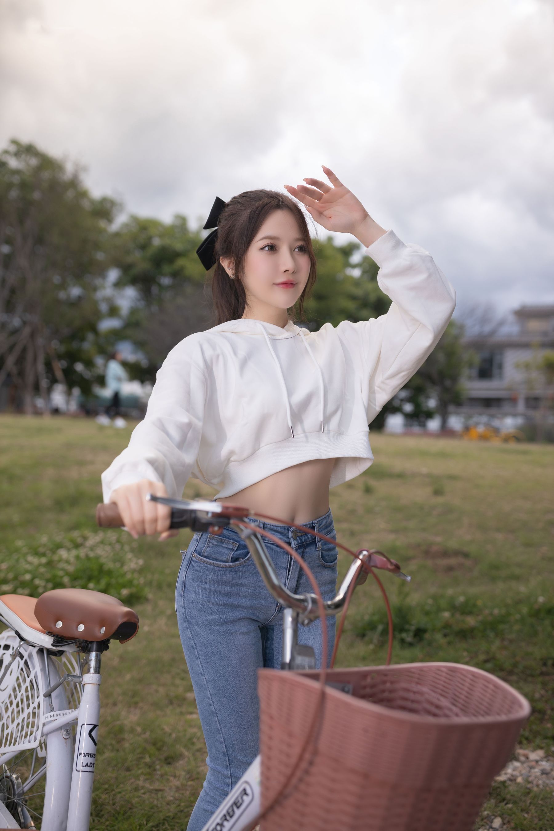 [福利COS] 鱼子酱 牛仔情趣写真第4张